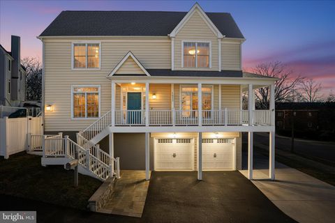 1633 S TAYLOR STREET ARLINGTON VA 22204