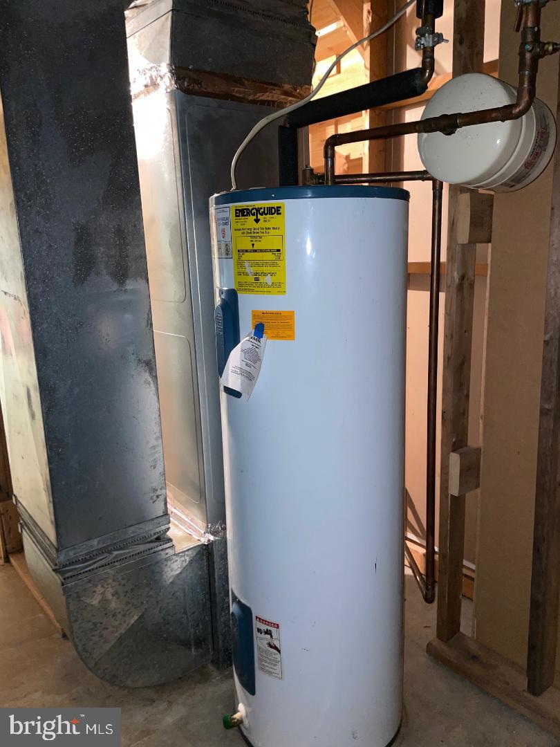 SIGNAL HILL - Residential