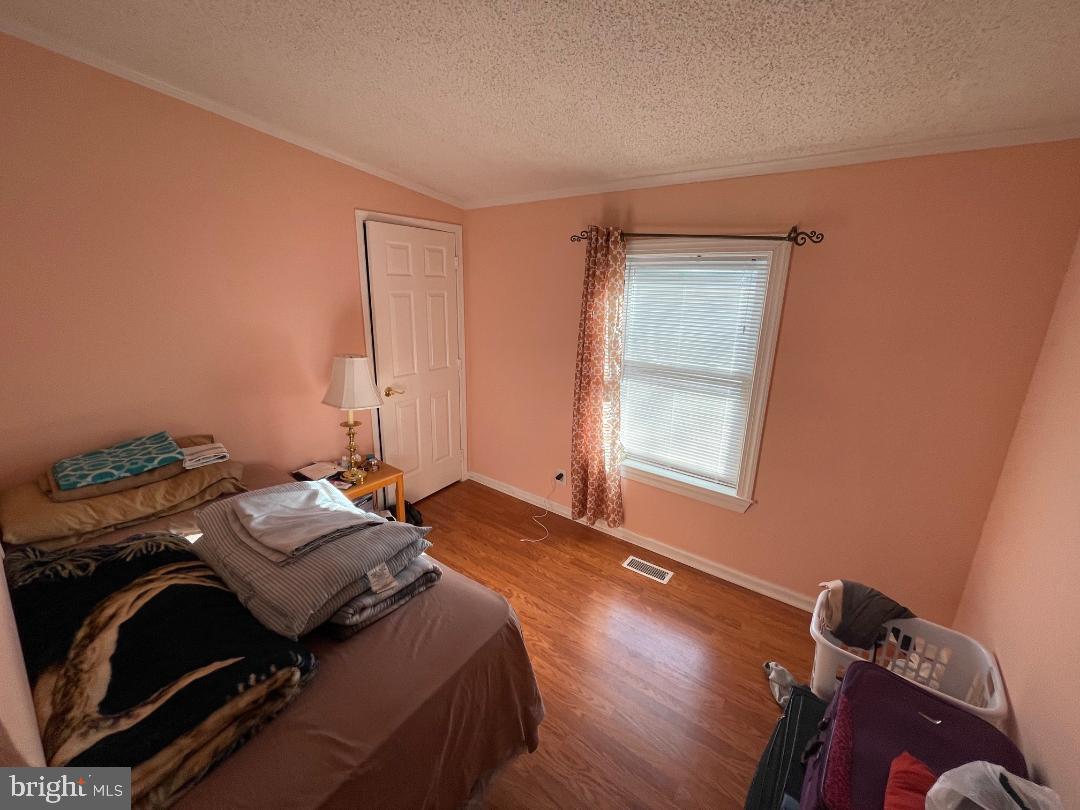 SIGNAL HILL - Residential