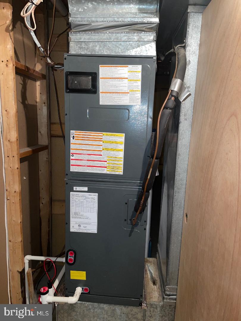 SIGNAL HILL - Residential