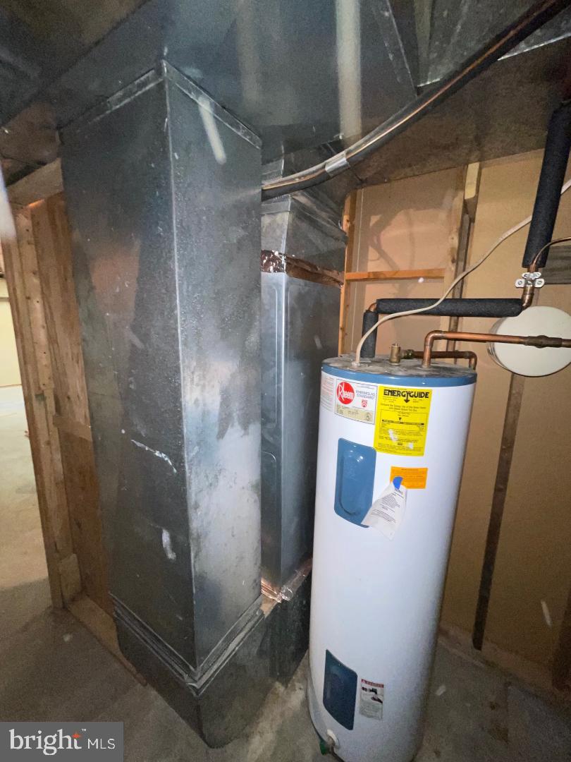 SIGNAL HILL - Residential