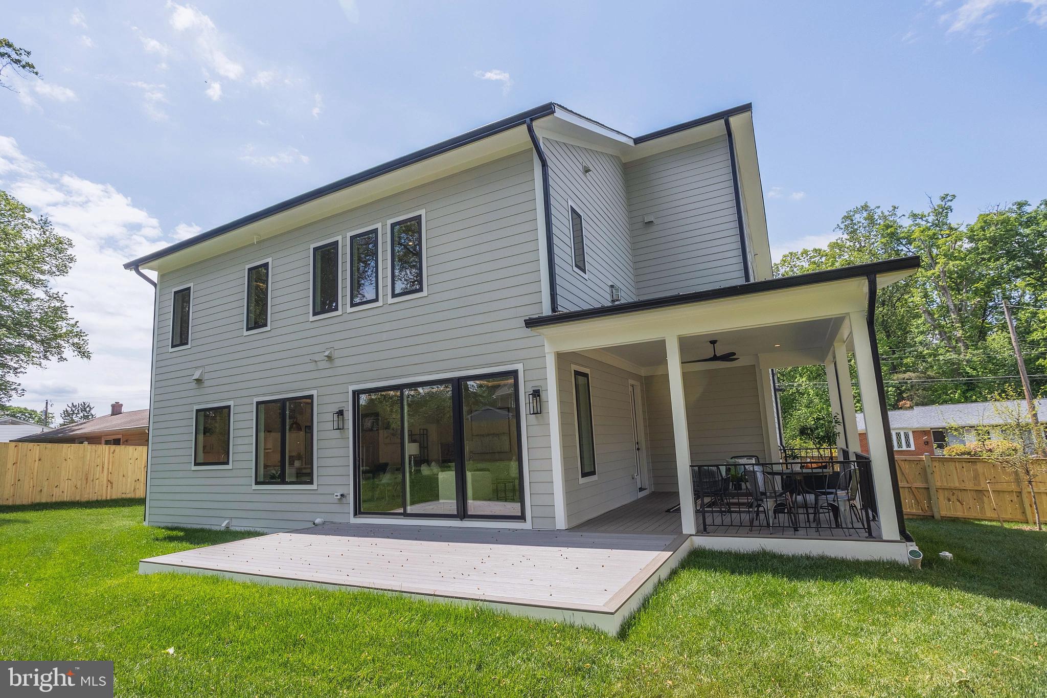 VIENNA WOODS - Residential