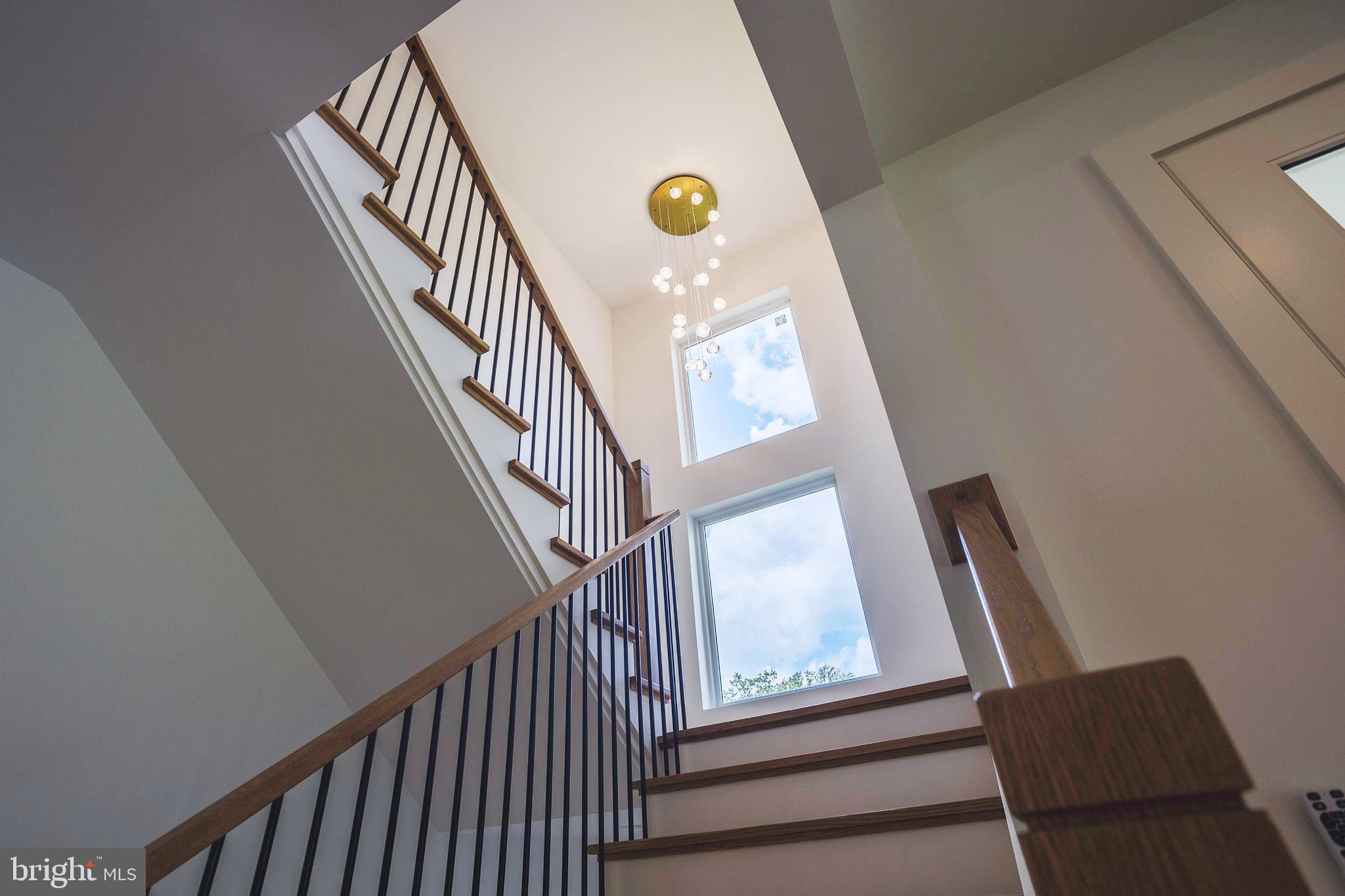 VIENNA WOODS - Residential