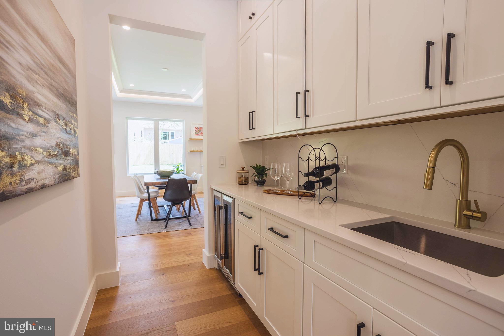 VIENNA WOODS - Residential