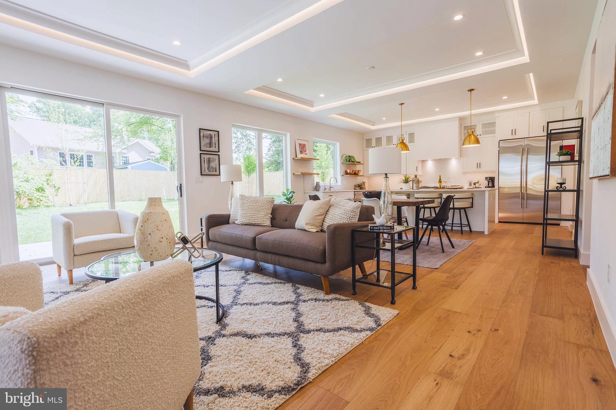 VIENNA WOODS - Residential