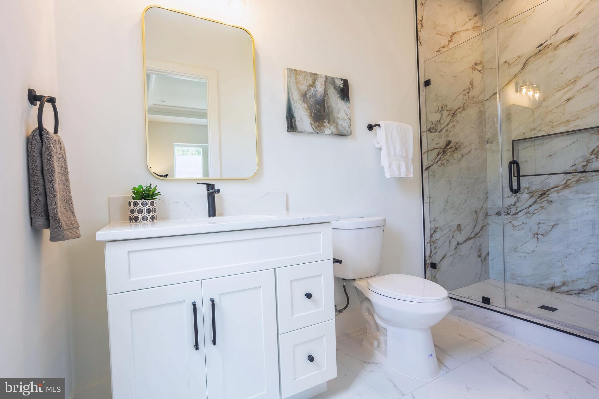 VIENNA WOODS - Residential