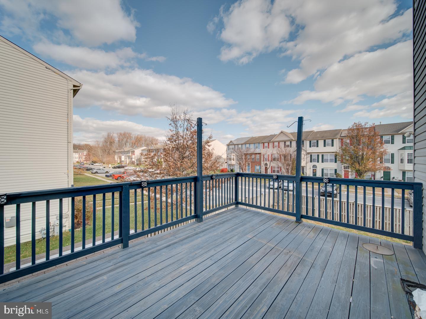 CARROLLWOOD MANOR - Residential