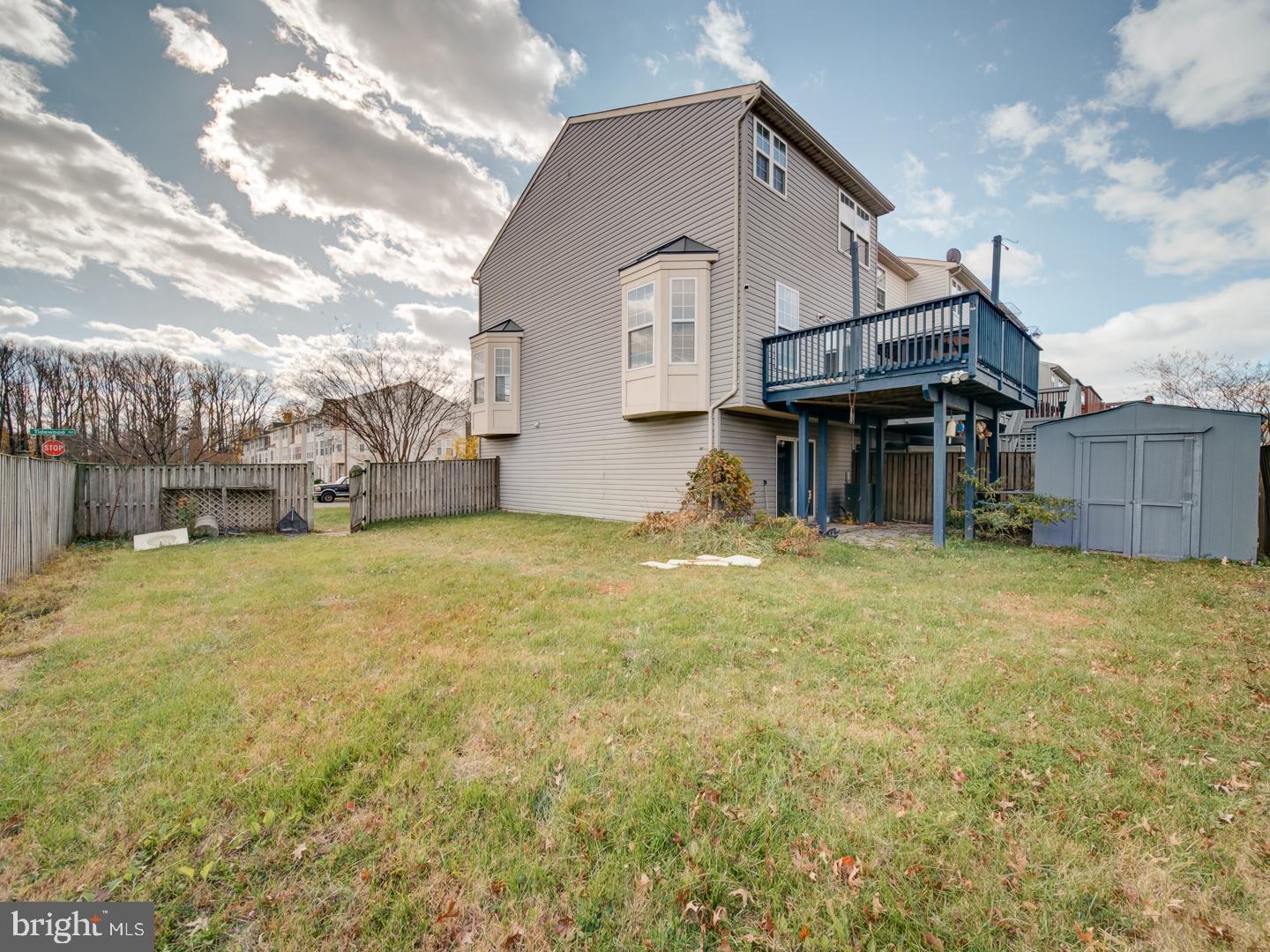 CARROLLWOOD MANOR - Residential