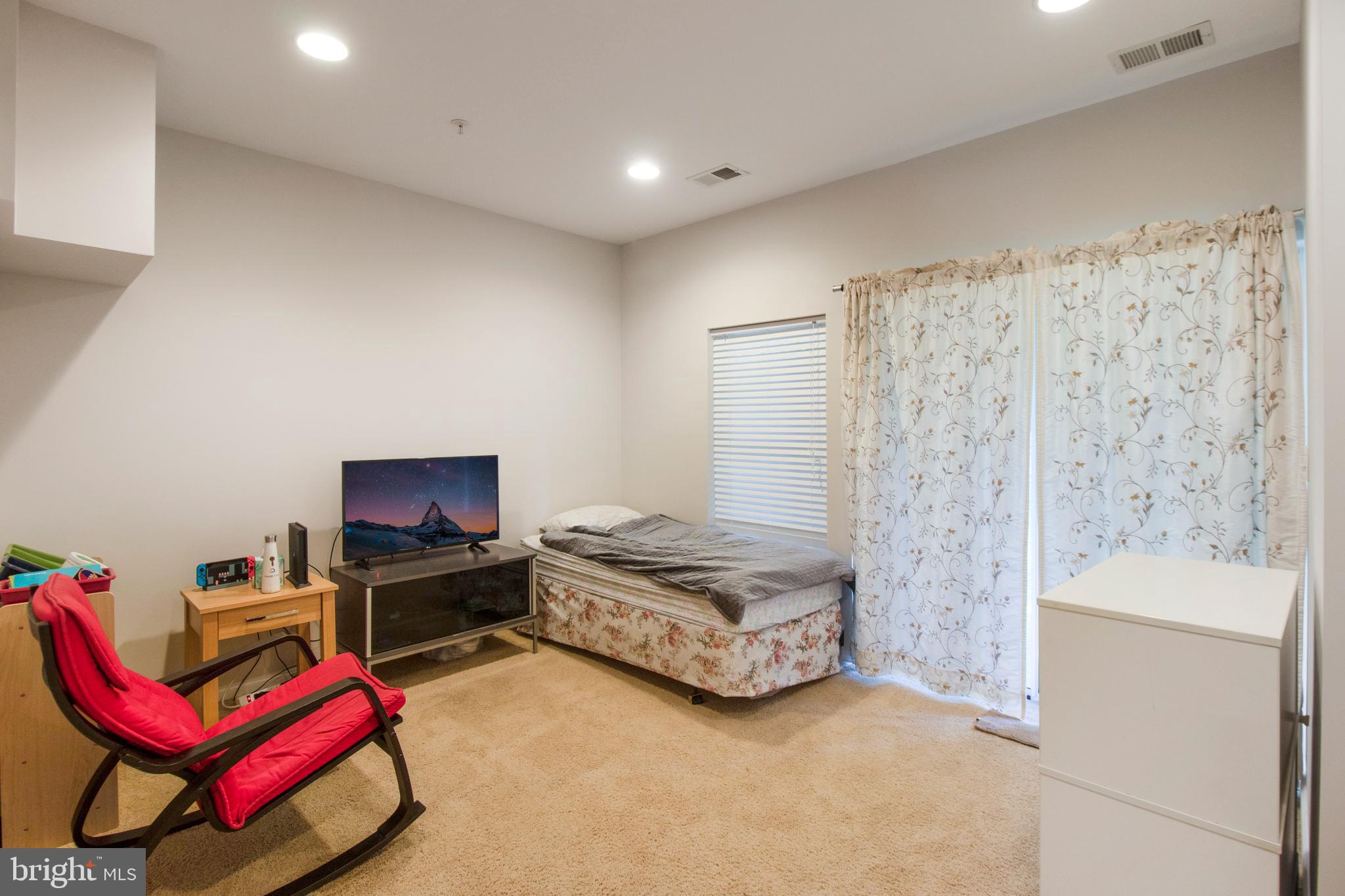 WHETSTONE RUN - Residential