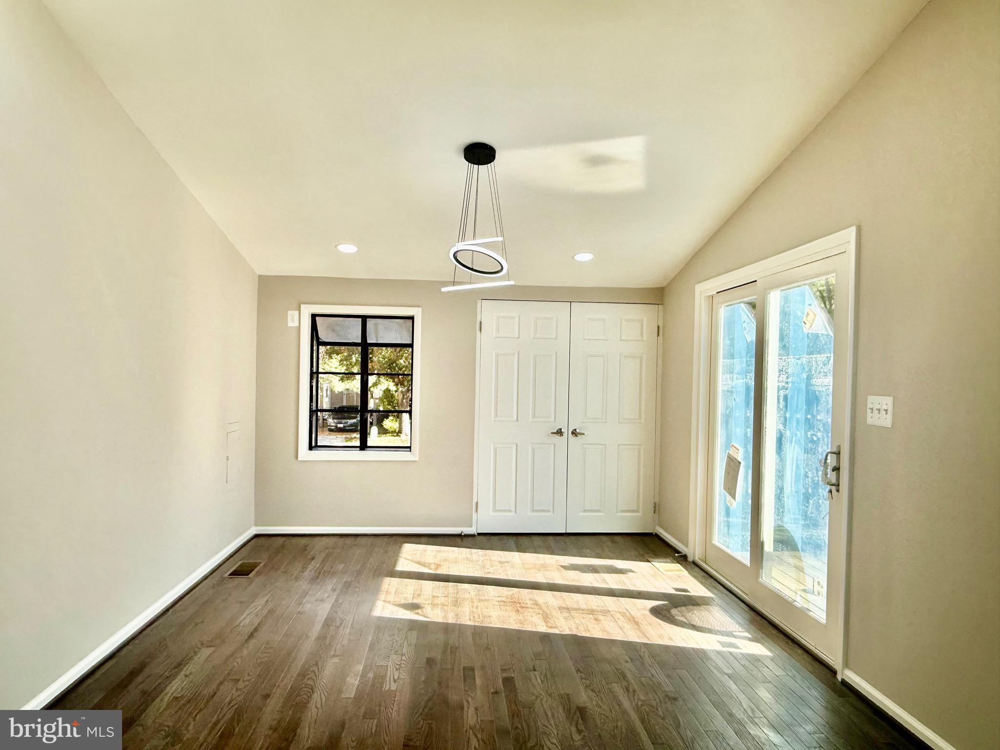 STEVENS FOREST - Residential