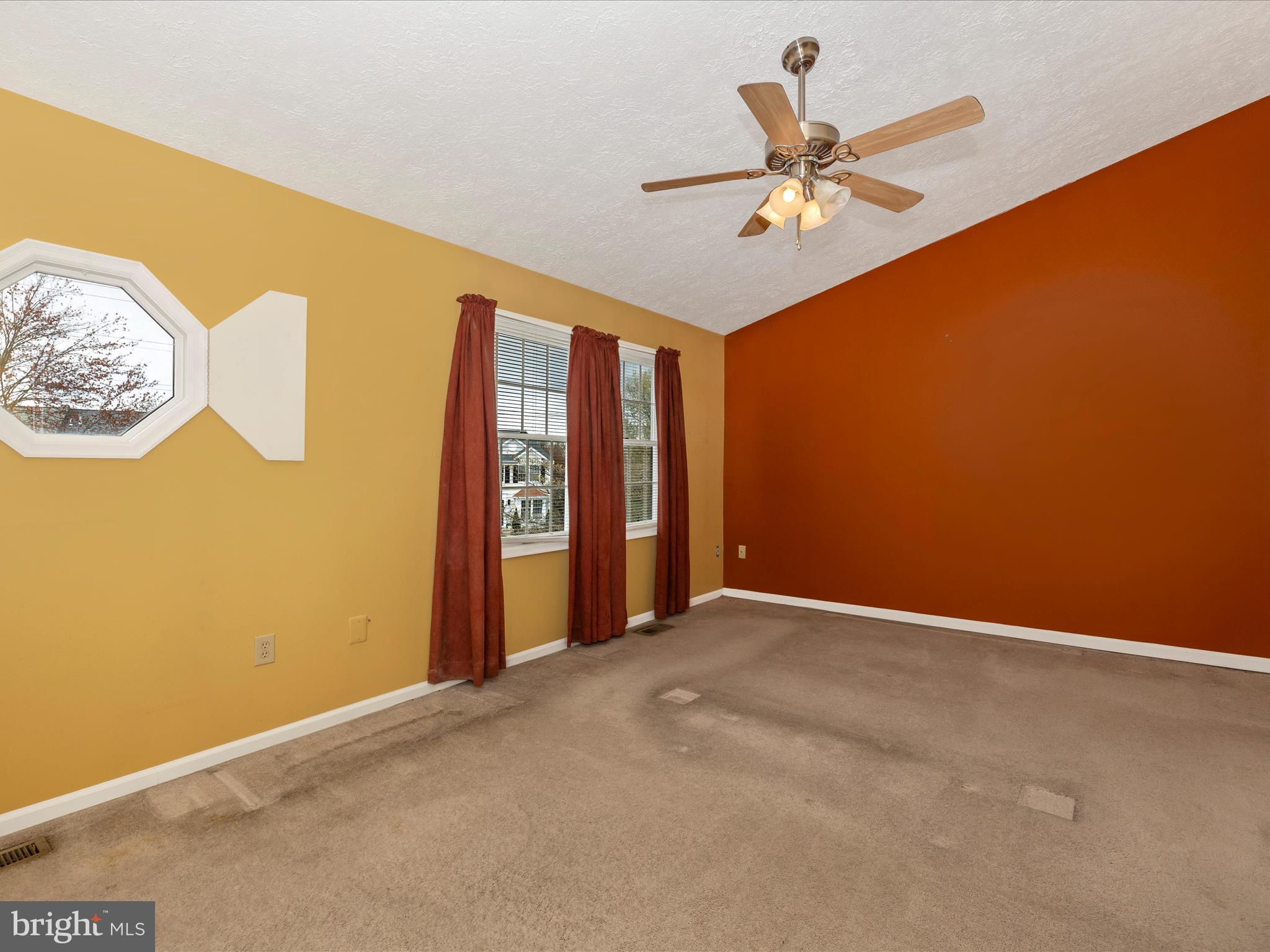 BALLENGER CREEK MEADOWS - Residential