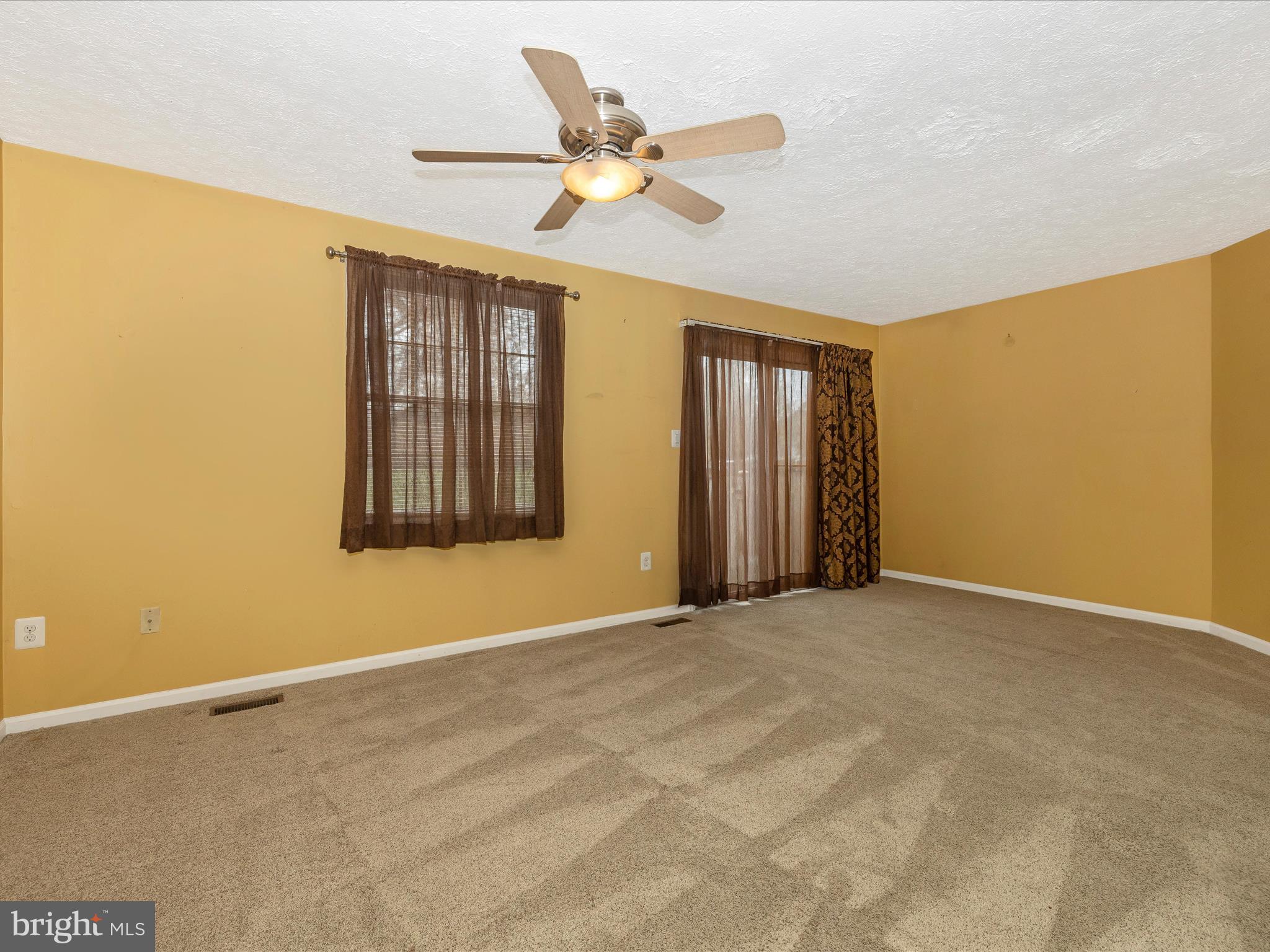 BALLENGER CREEK MEADOWS - Residential