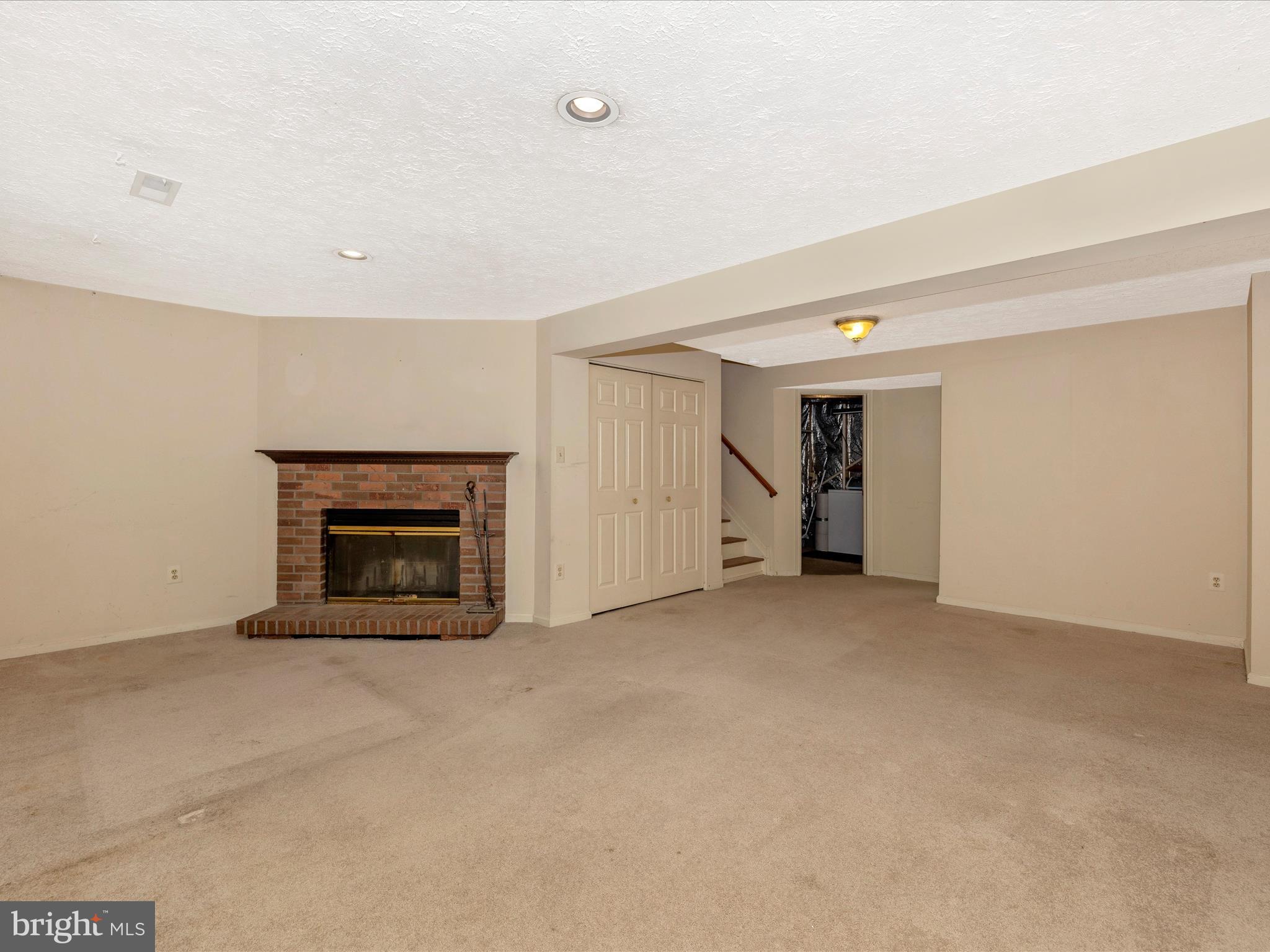 BALLENGER CREEK MEADOWS - Residential