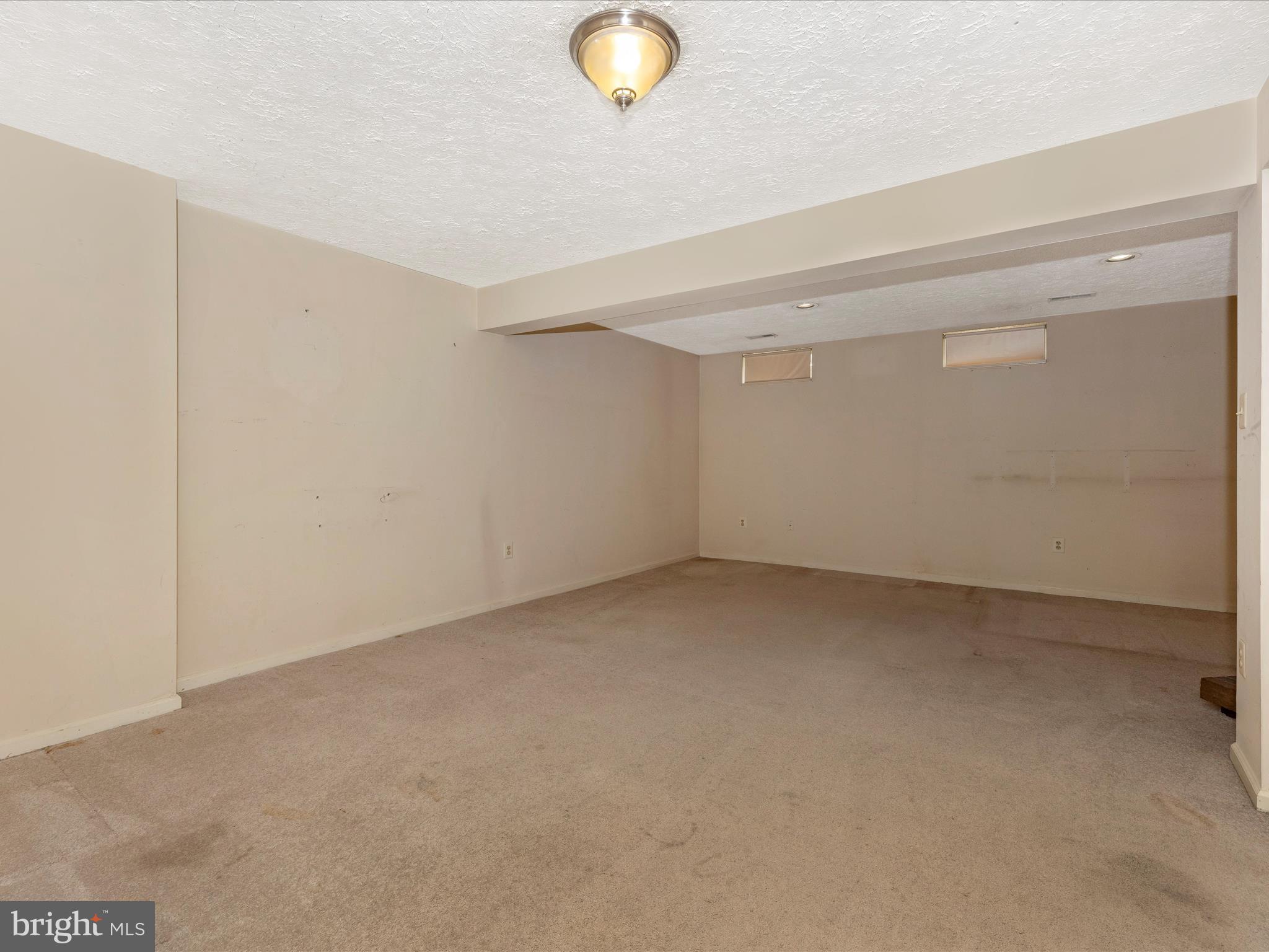 BALLENGER CREEK MEADOWS - Residential