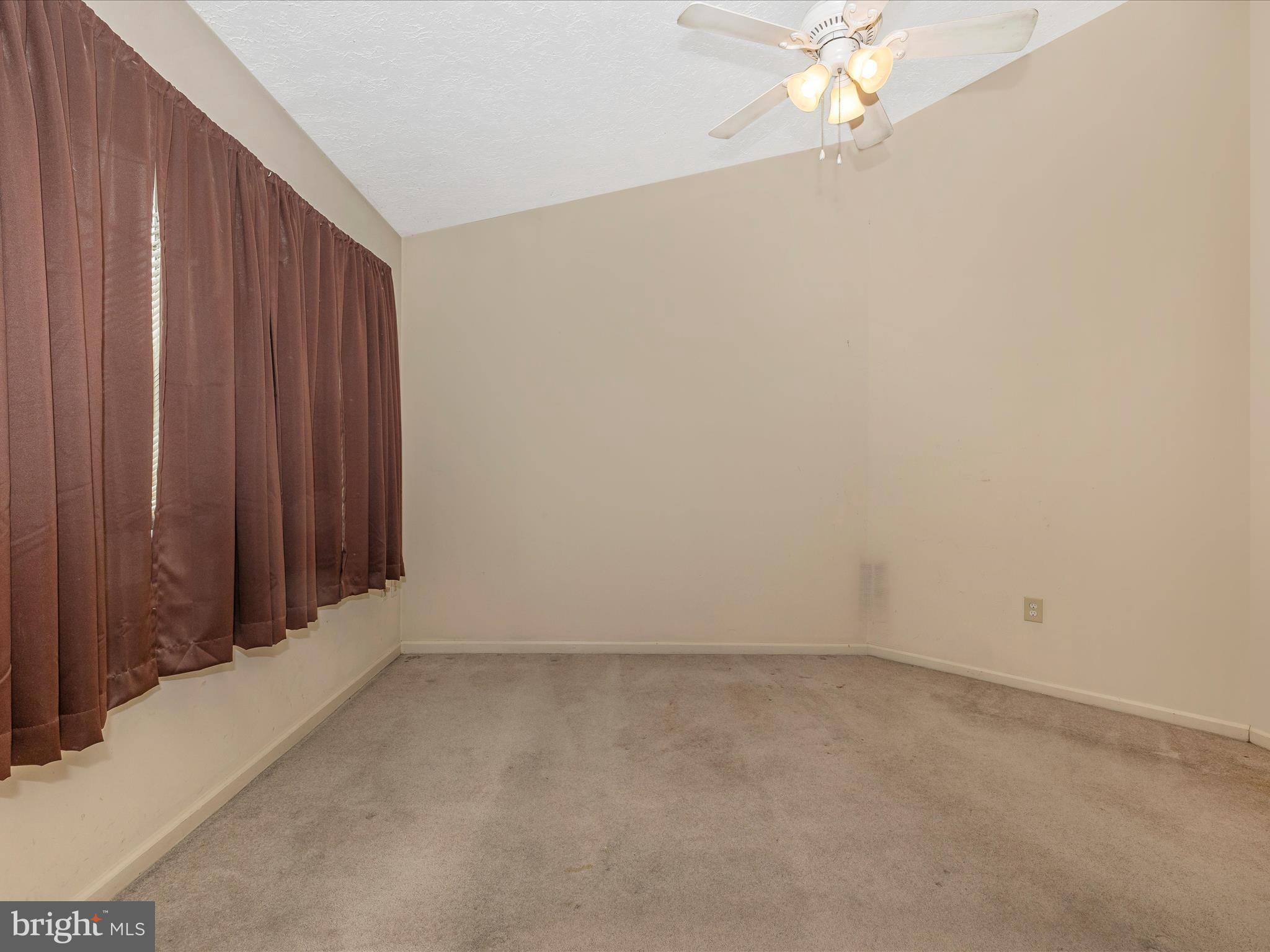 BALLENGER CREEK MEADOWS - Residential