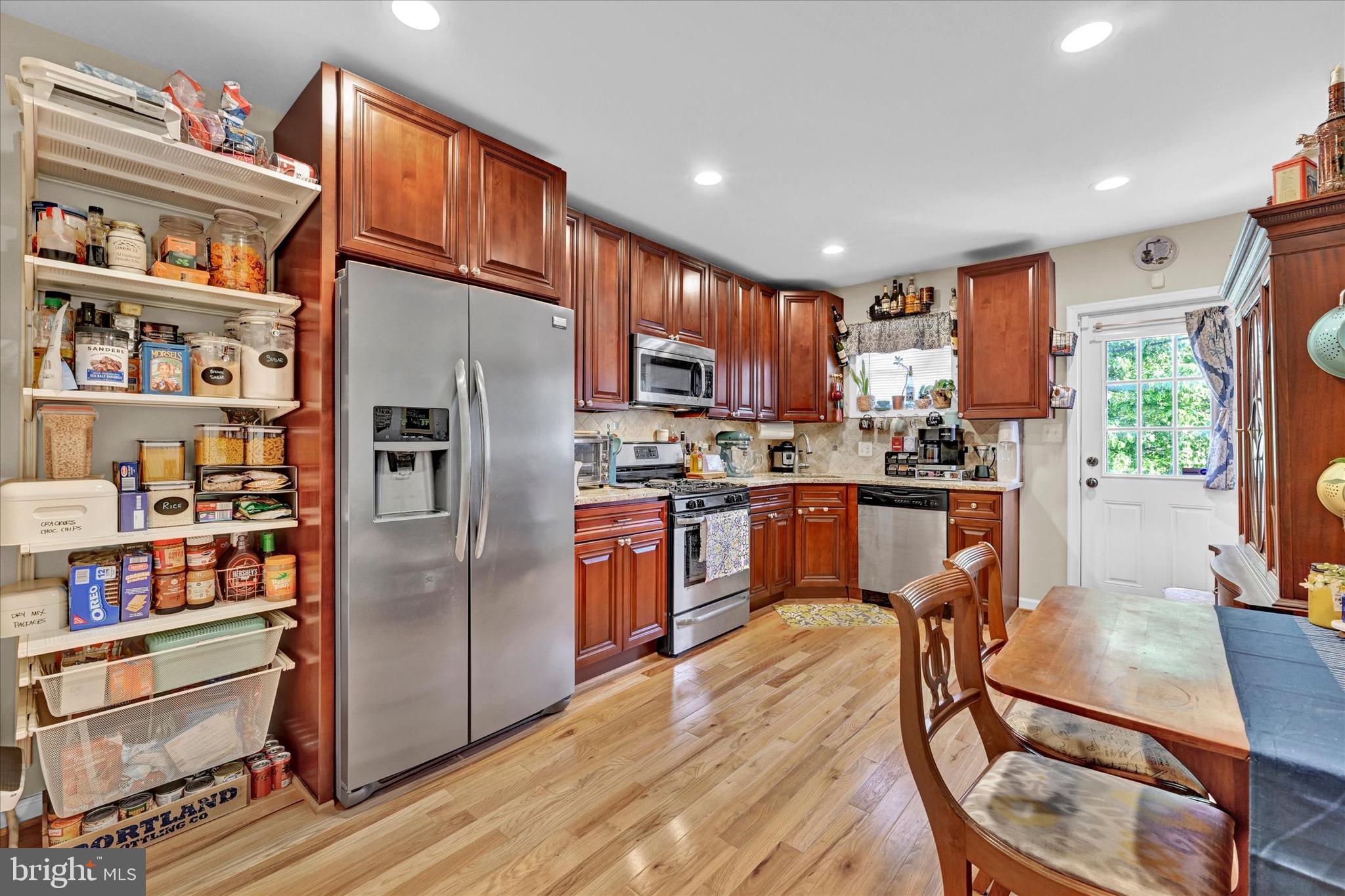 OLIVER - Residential