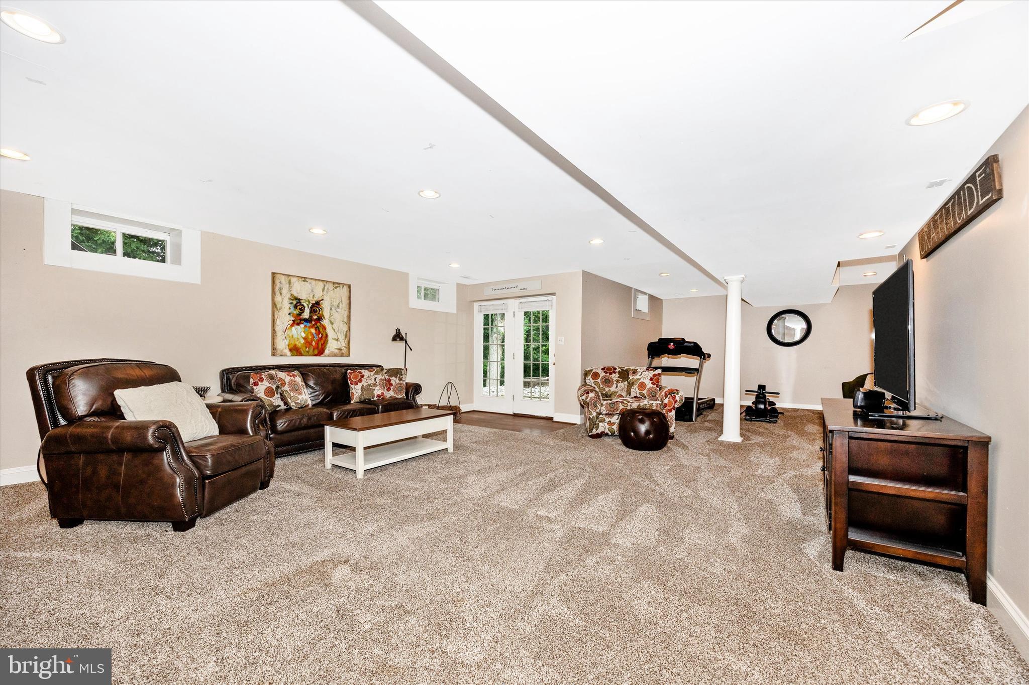 SPRING RIDGE - Residential
