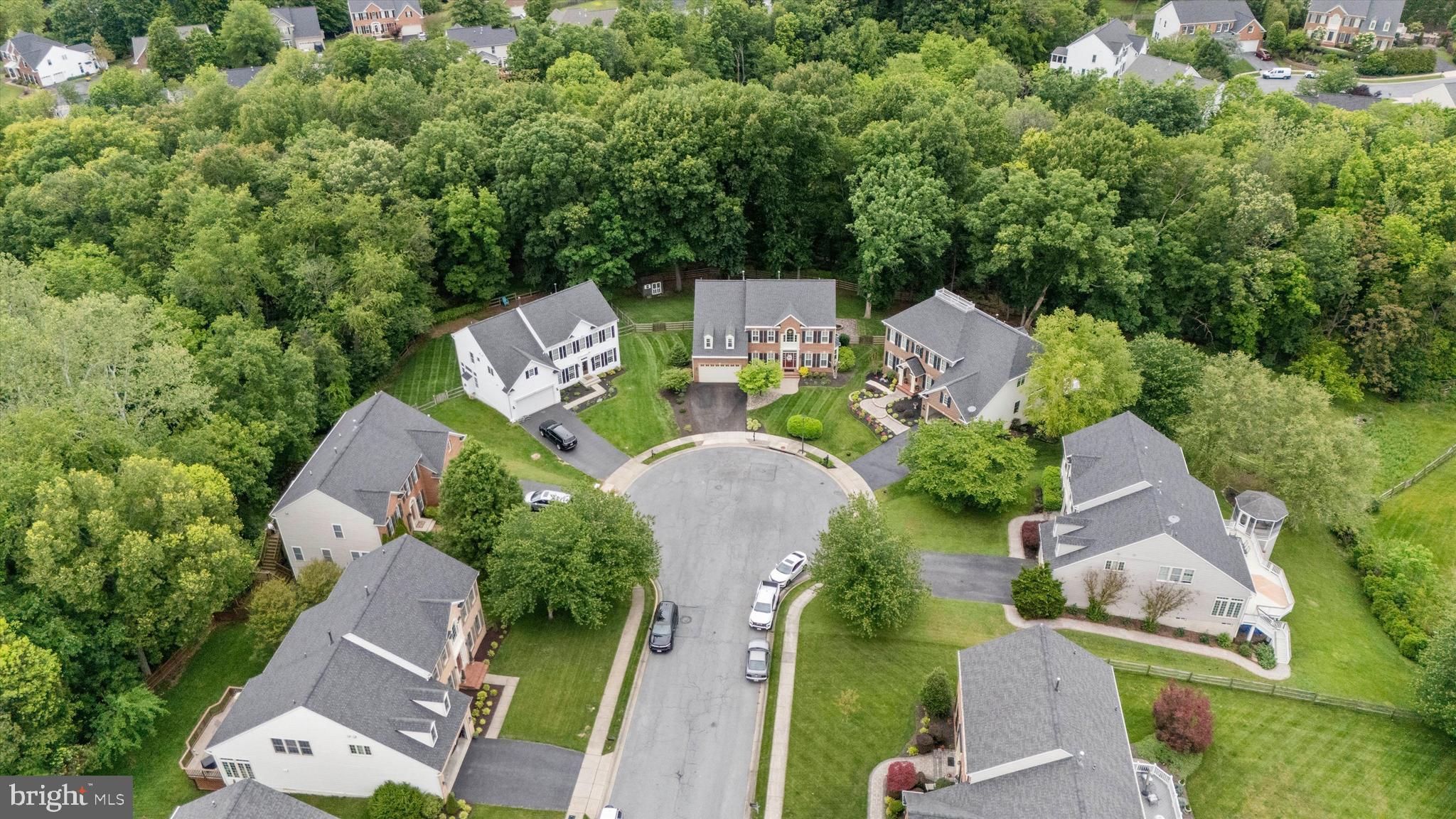 SPRING RIDGE - Residential