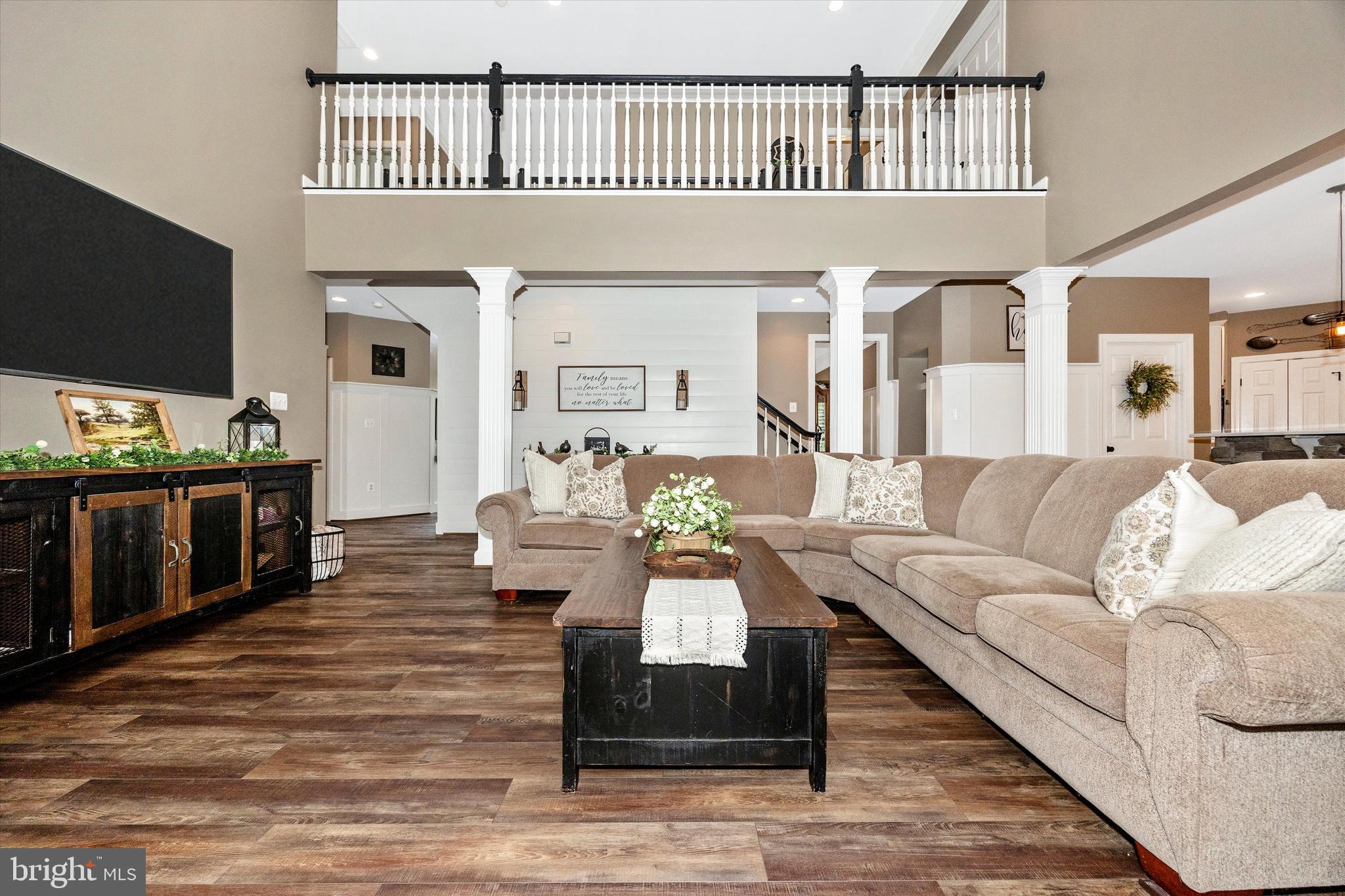 SPRING RIDGE - Residential
