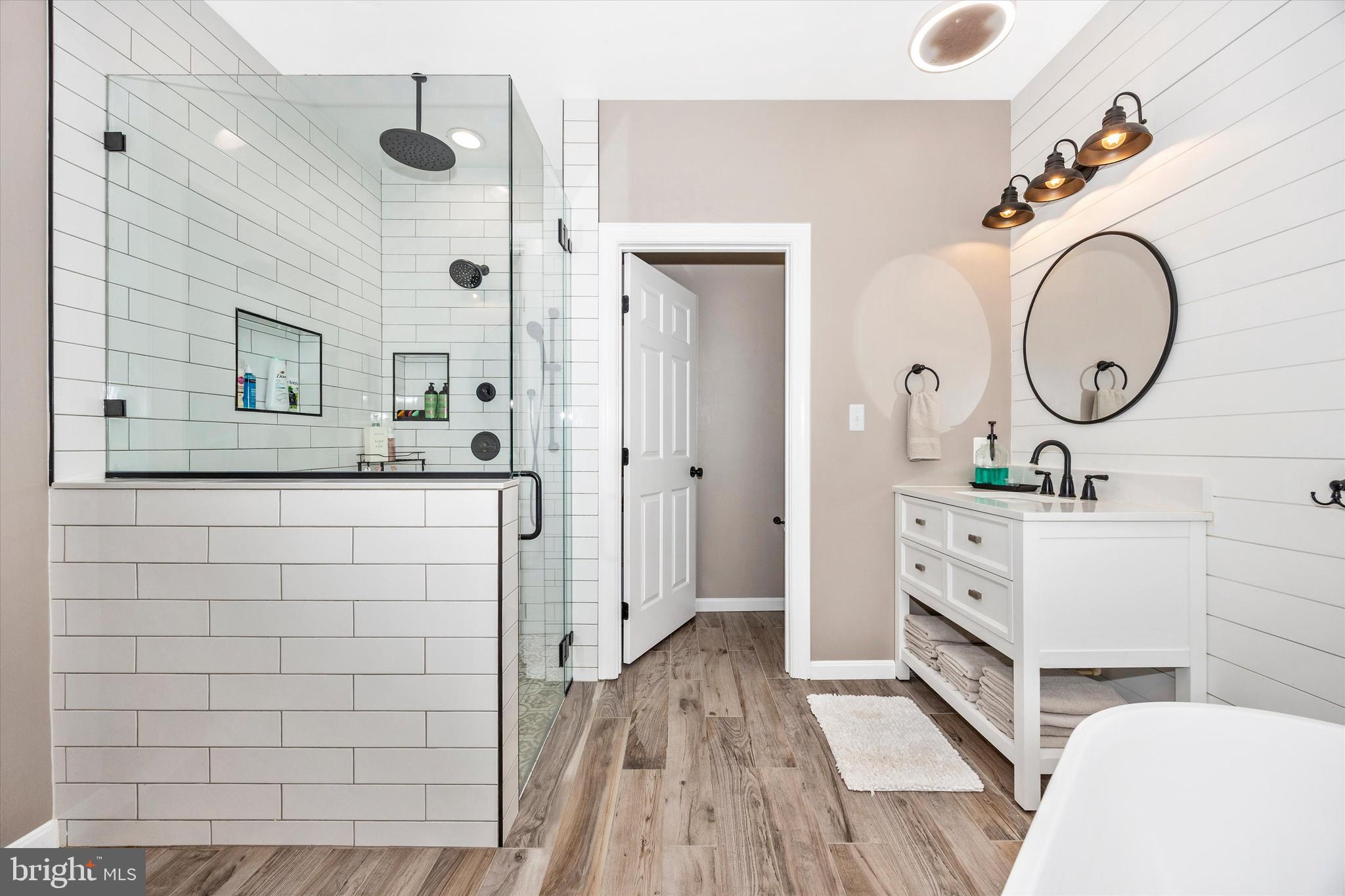 SPRING RIDGE - Residential