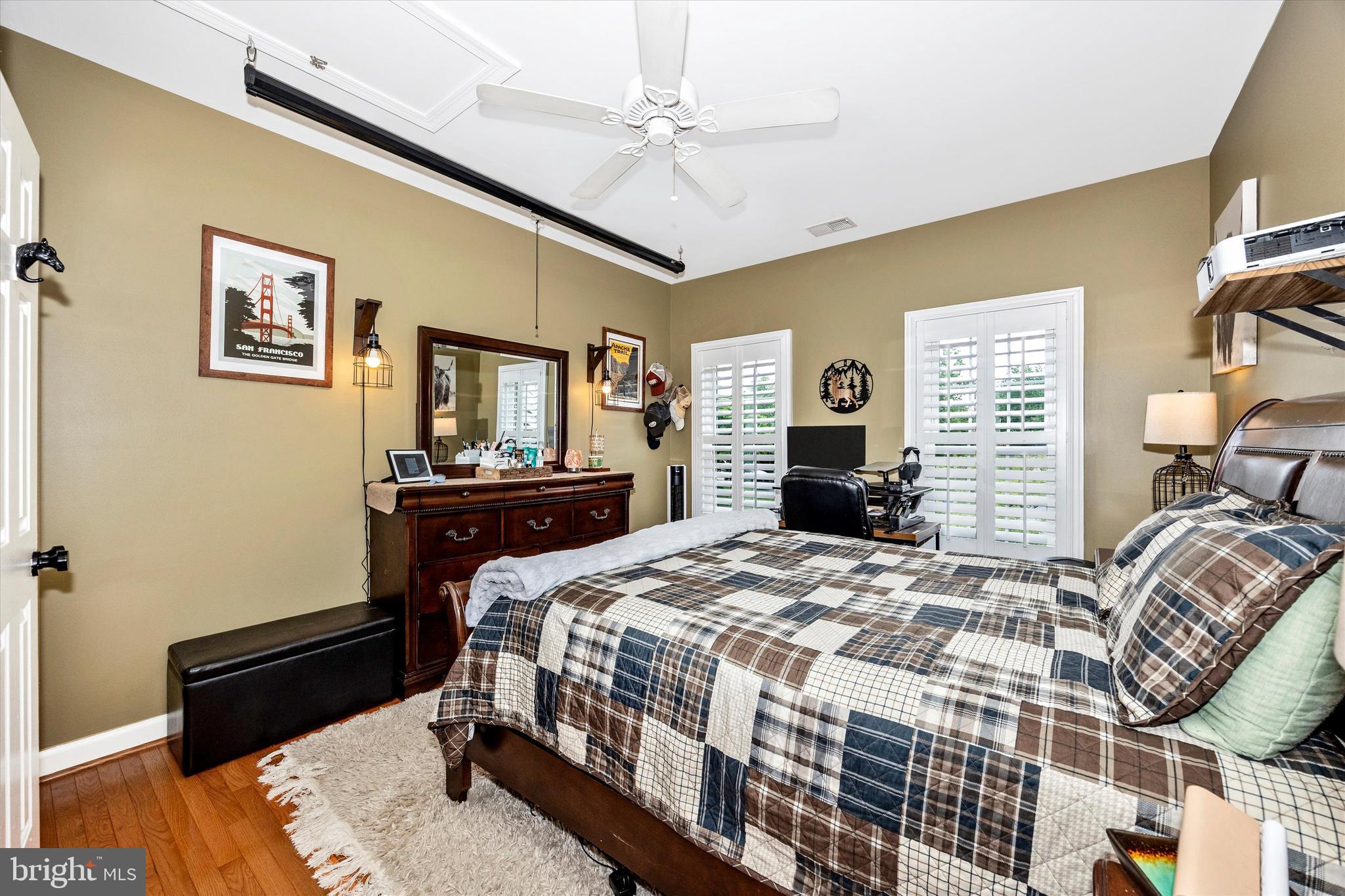 SPRING RIDGE - Residential