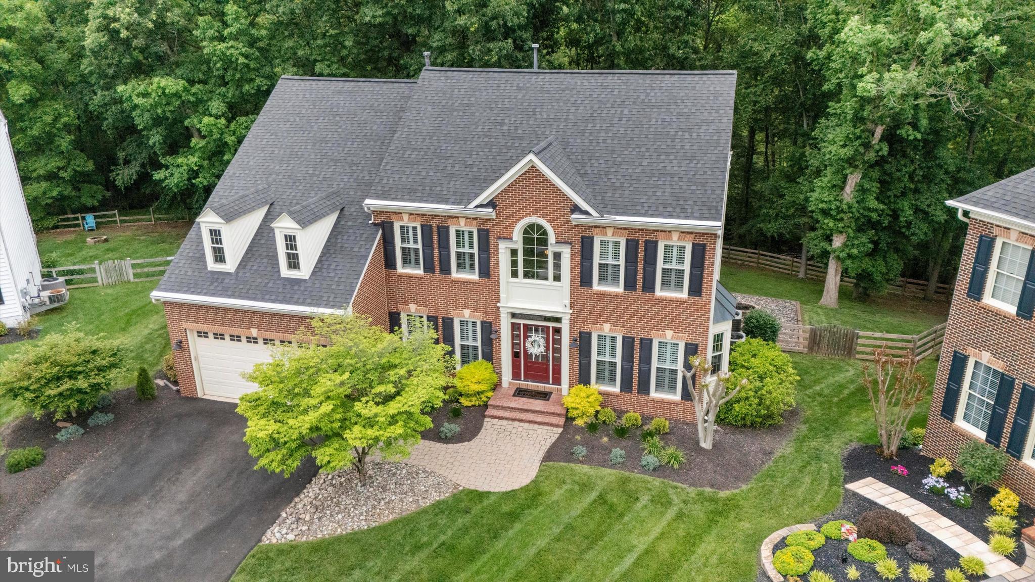 SPRING RIDGE - Residential