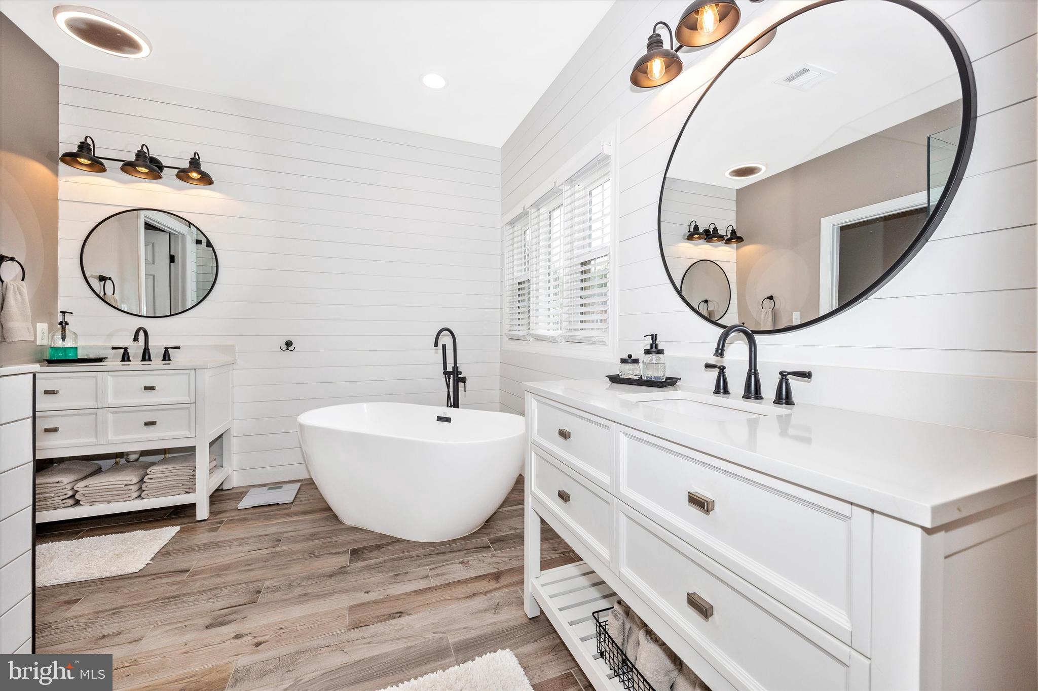 SPRING RIDGE - Residential