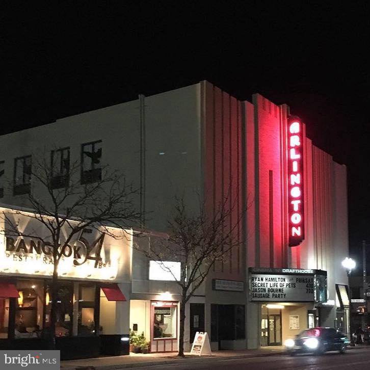 THE CARLTON - Residential