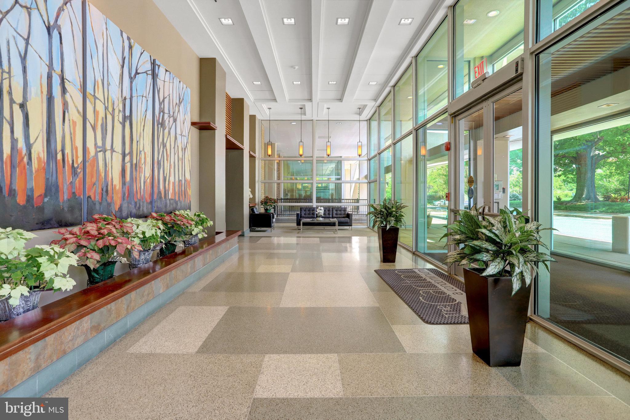 THE CARLTON - Residential