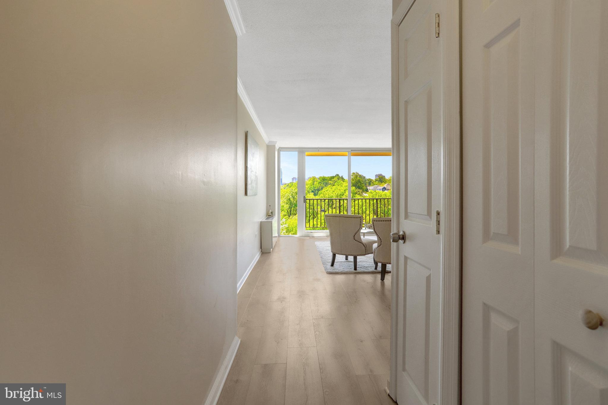 THE CARLTON - Residential