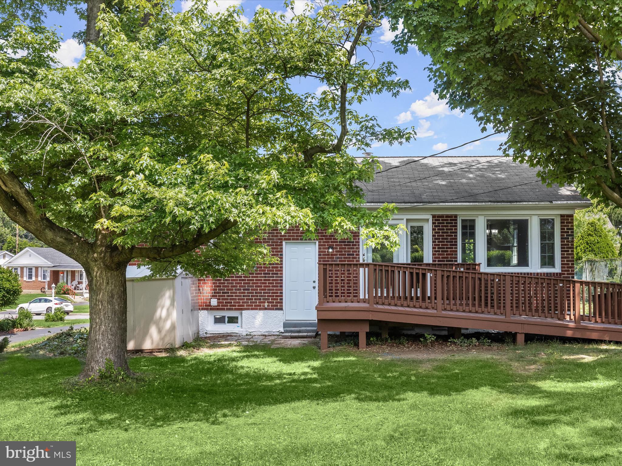 PERRING PARK - Residential