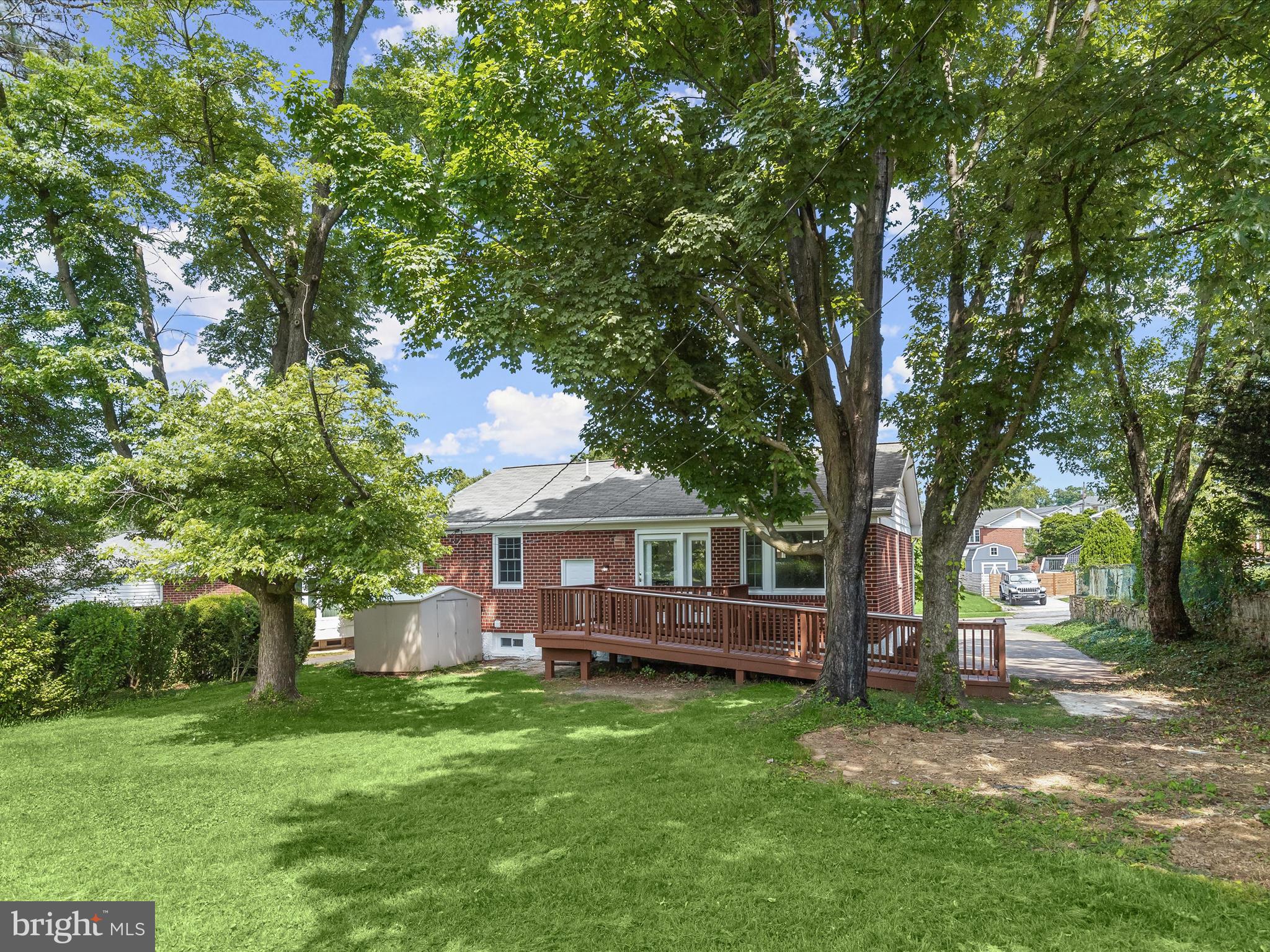 PERRING PARK - Residential