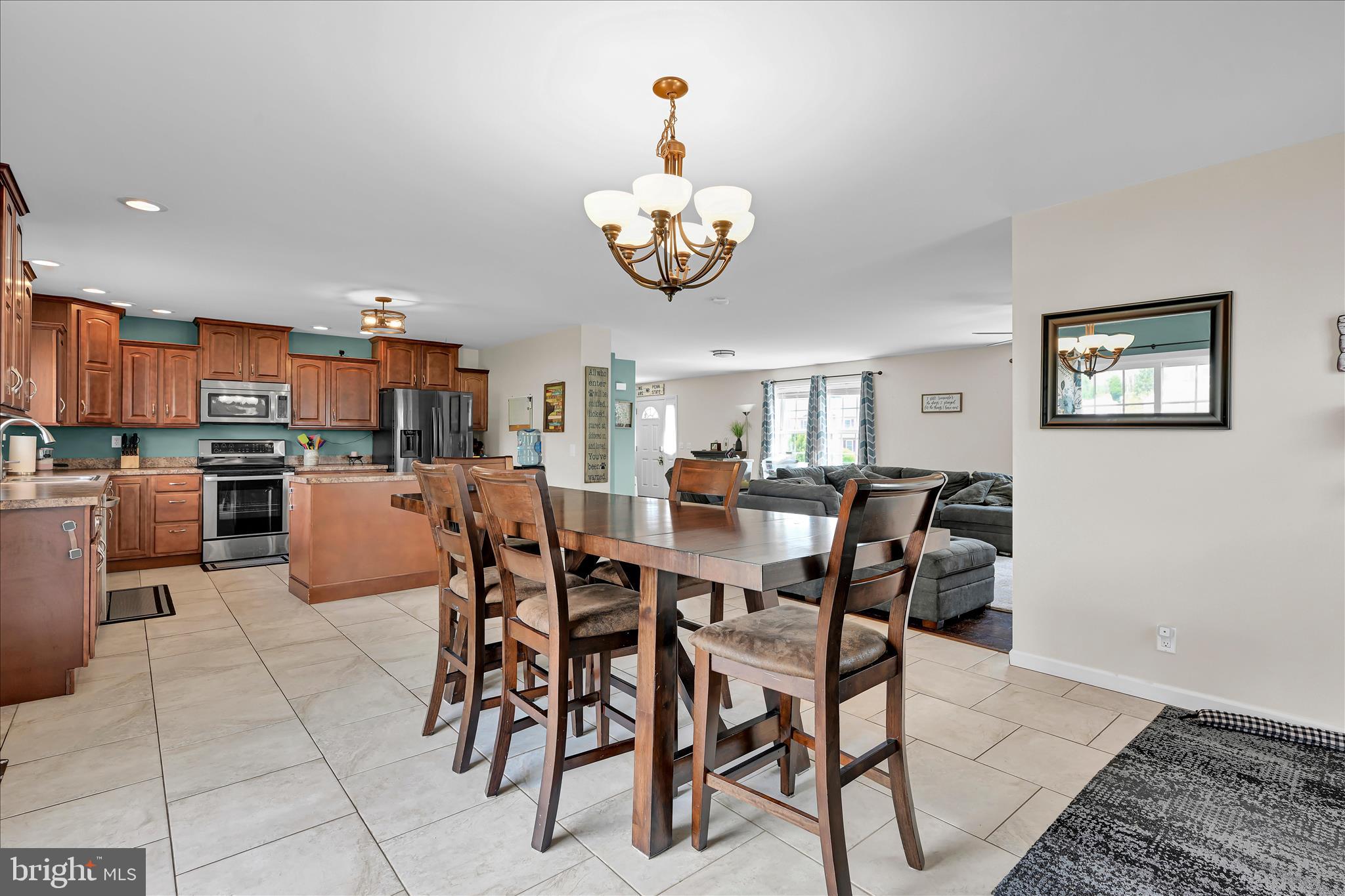 LAKE WYNONAH - Residential