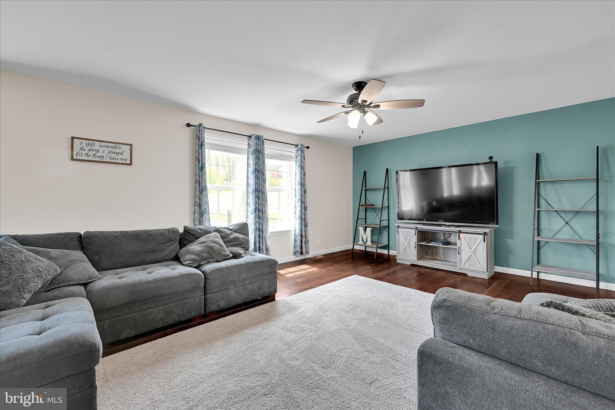 LAKE WYNONAH - Residential