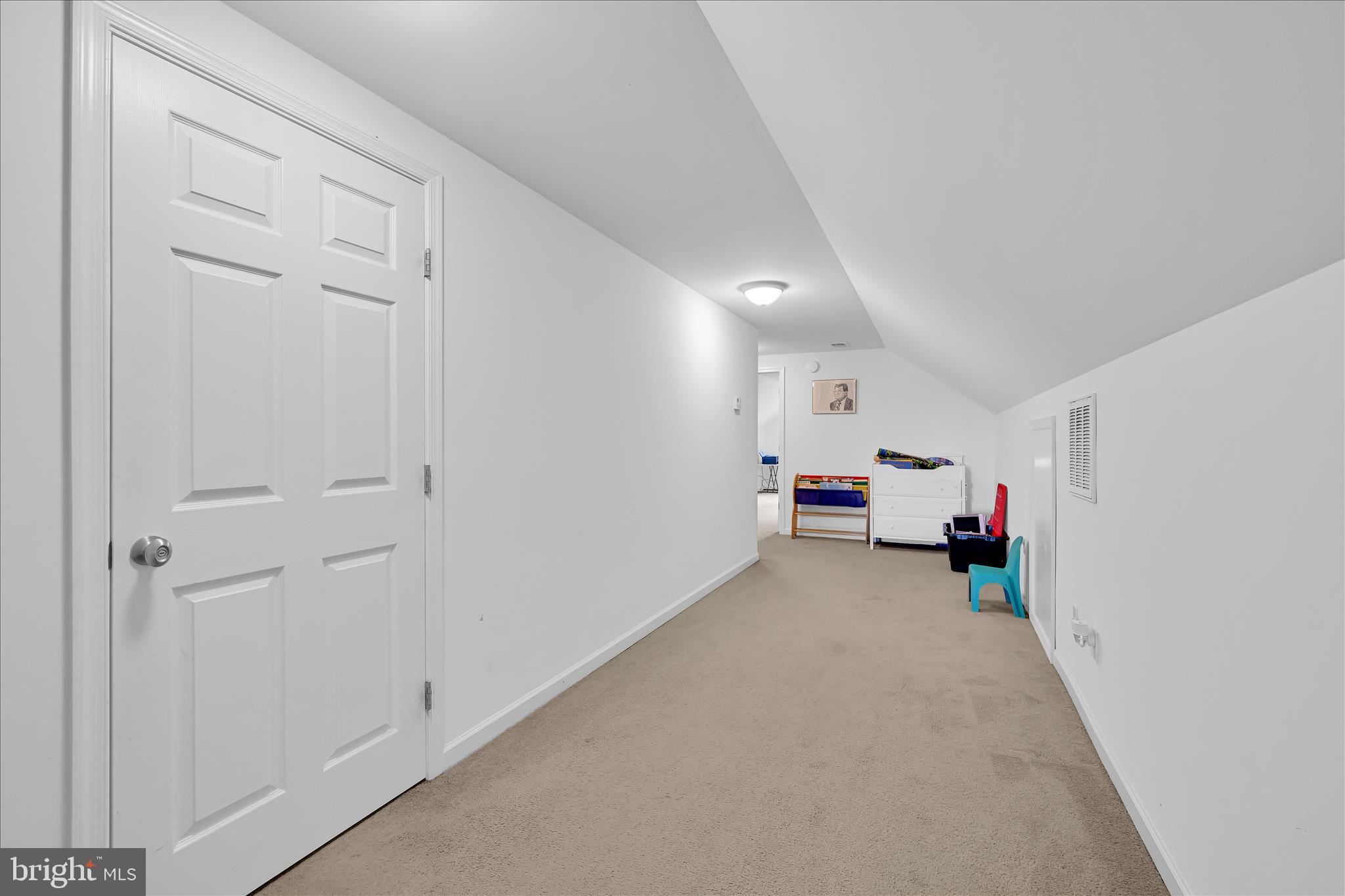 LAKE WYNONAH - Residential