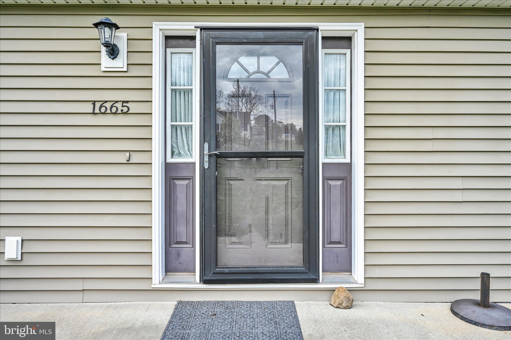 LAKE WYNONAH - Residential