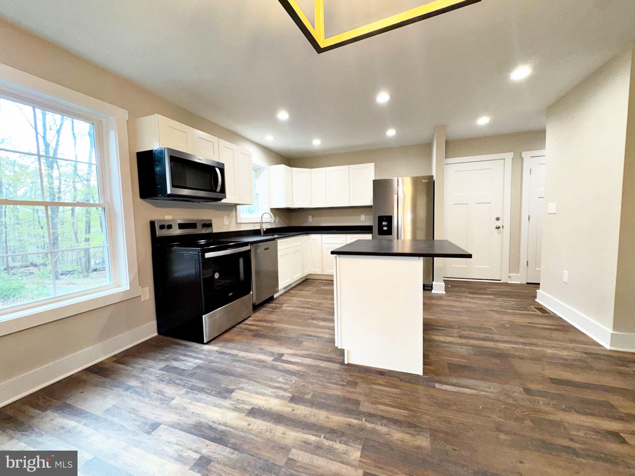 SHANNONDALE - Residential