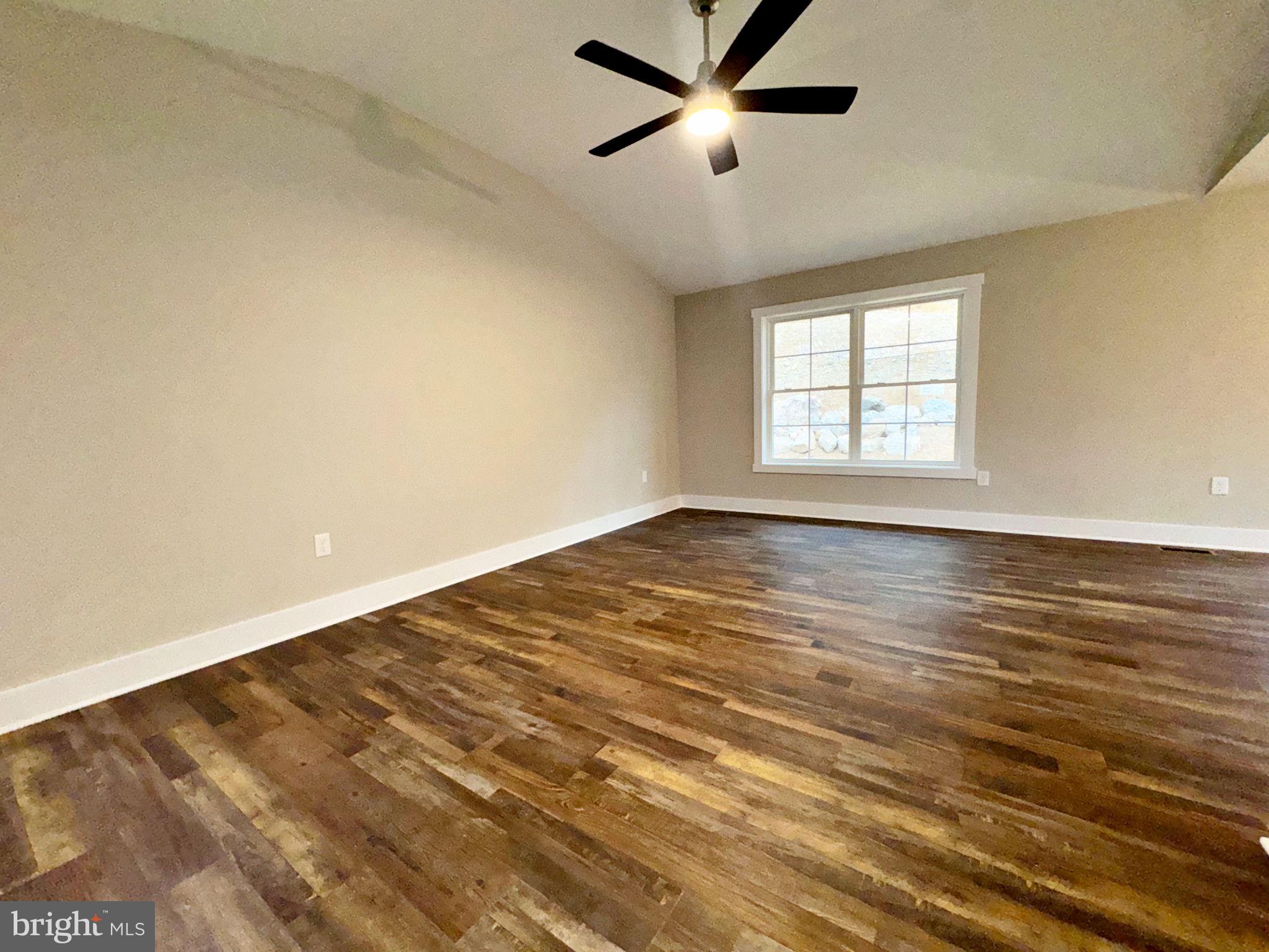 SHANNONDALE - Residential