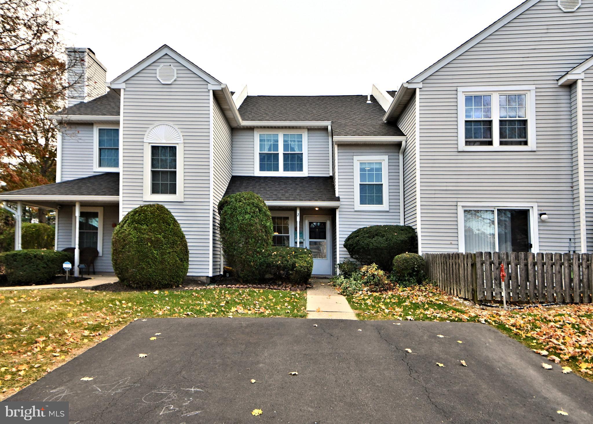 COUNTRY BEND - Residential