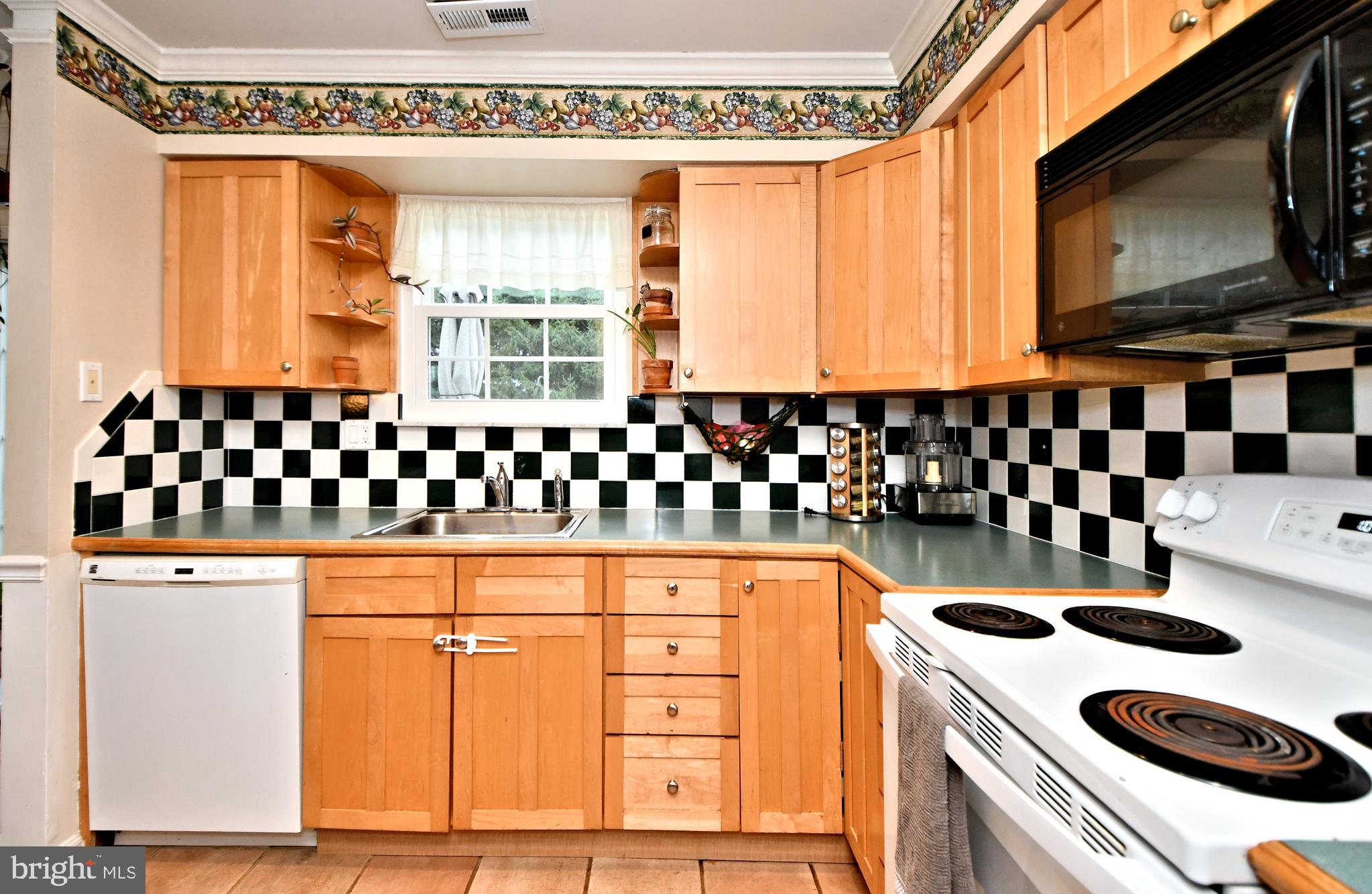 COUNTRY BEND - Residential