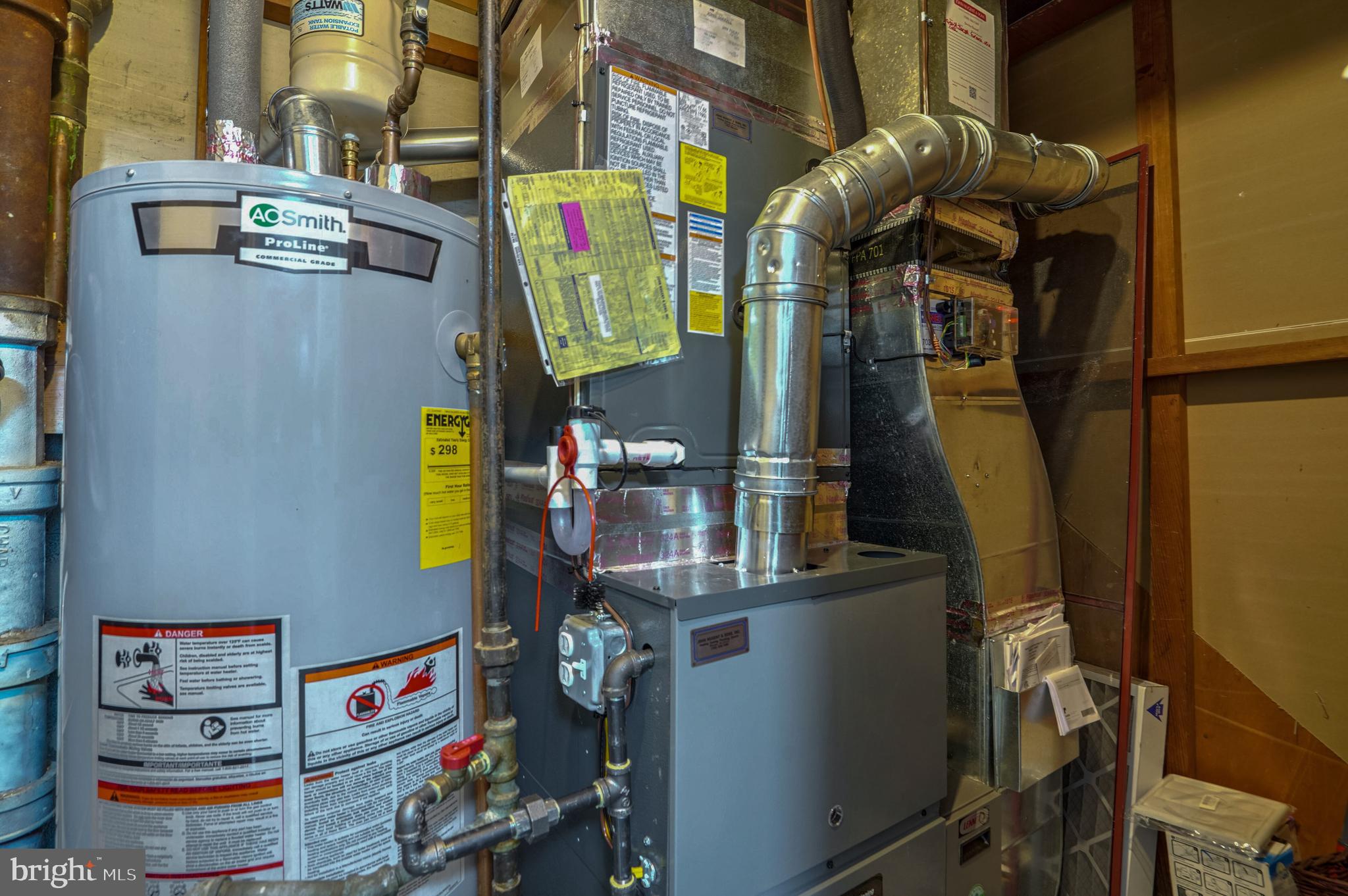 MAYWOOD - Residential