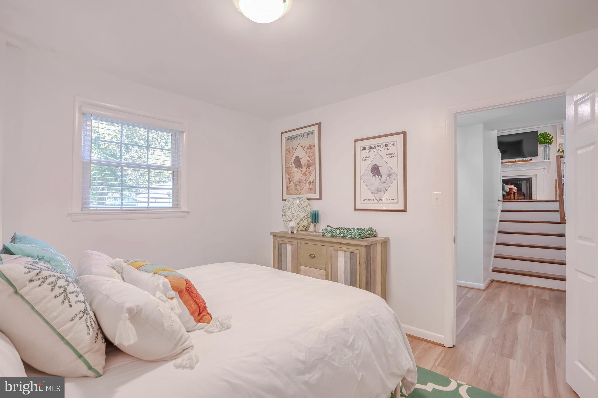 MAYWOOD - Residential