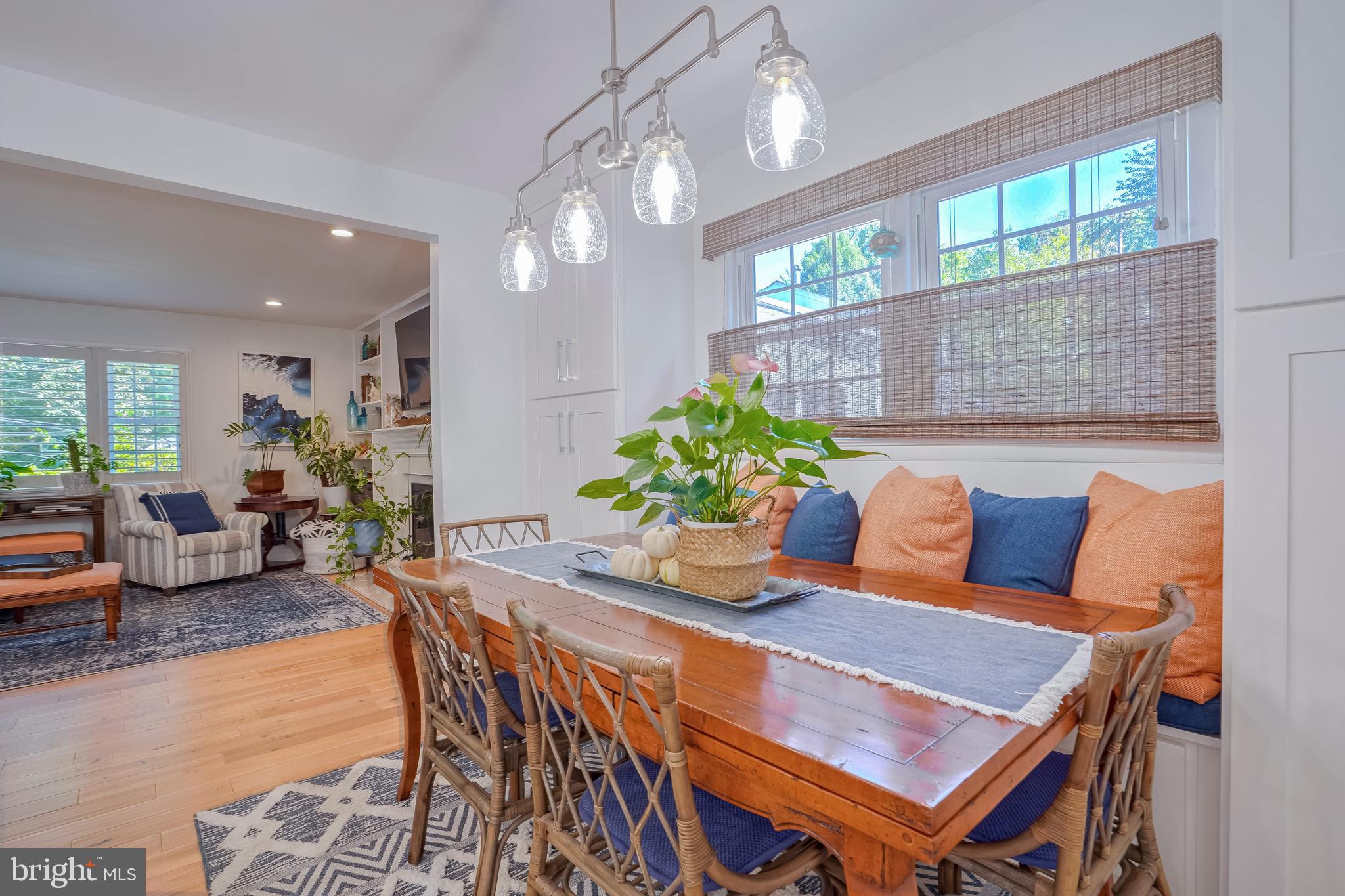 MAYWOOD - Residential