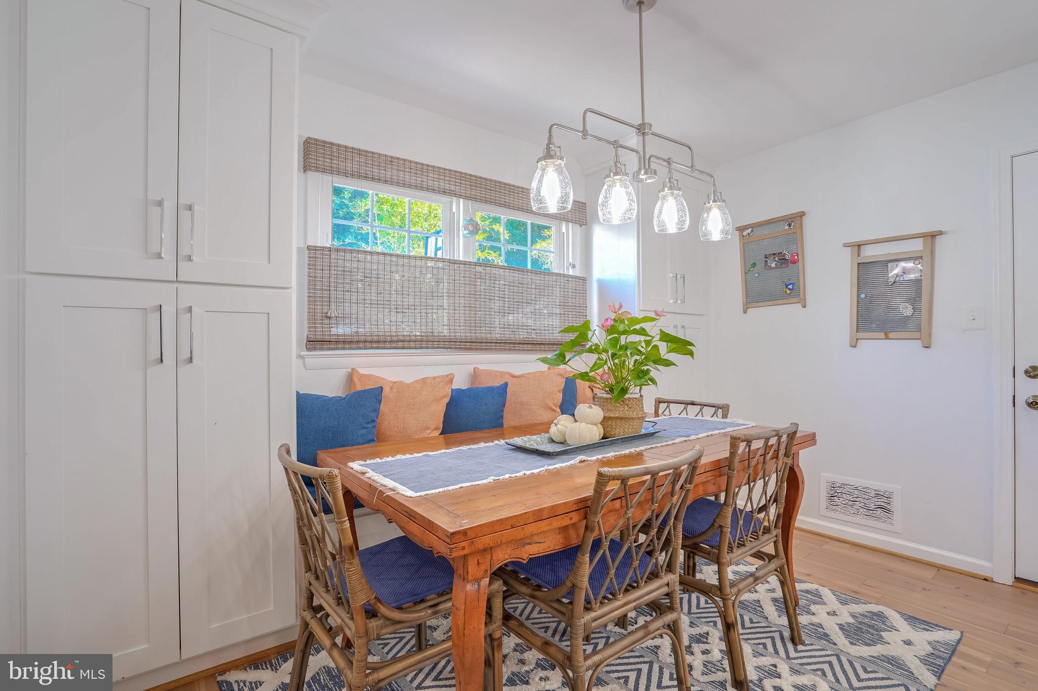 MAYWOOD - Residential