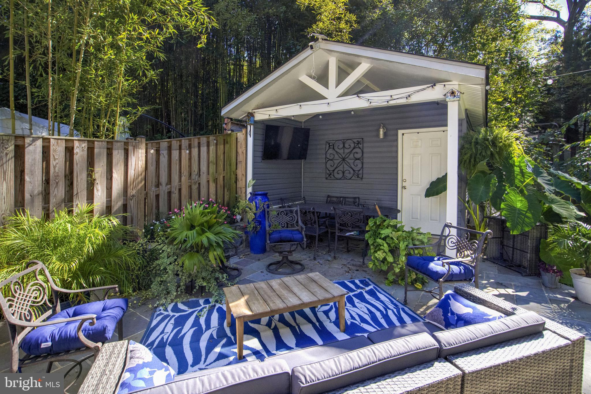 MAYWOOD - Residential