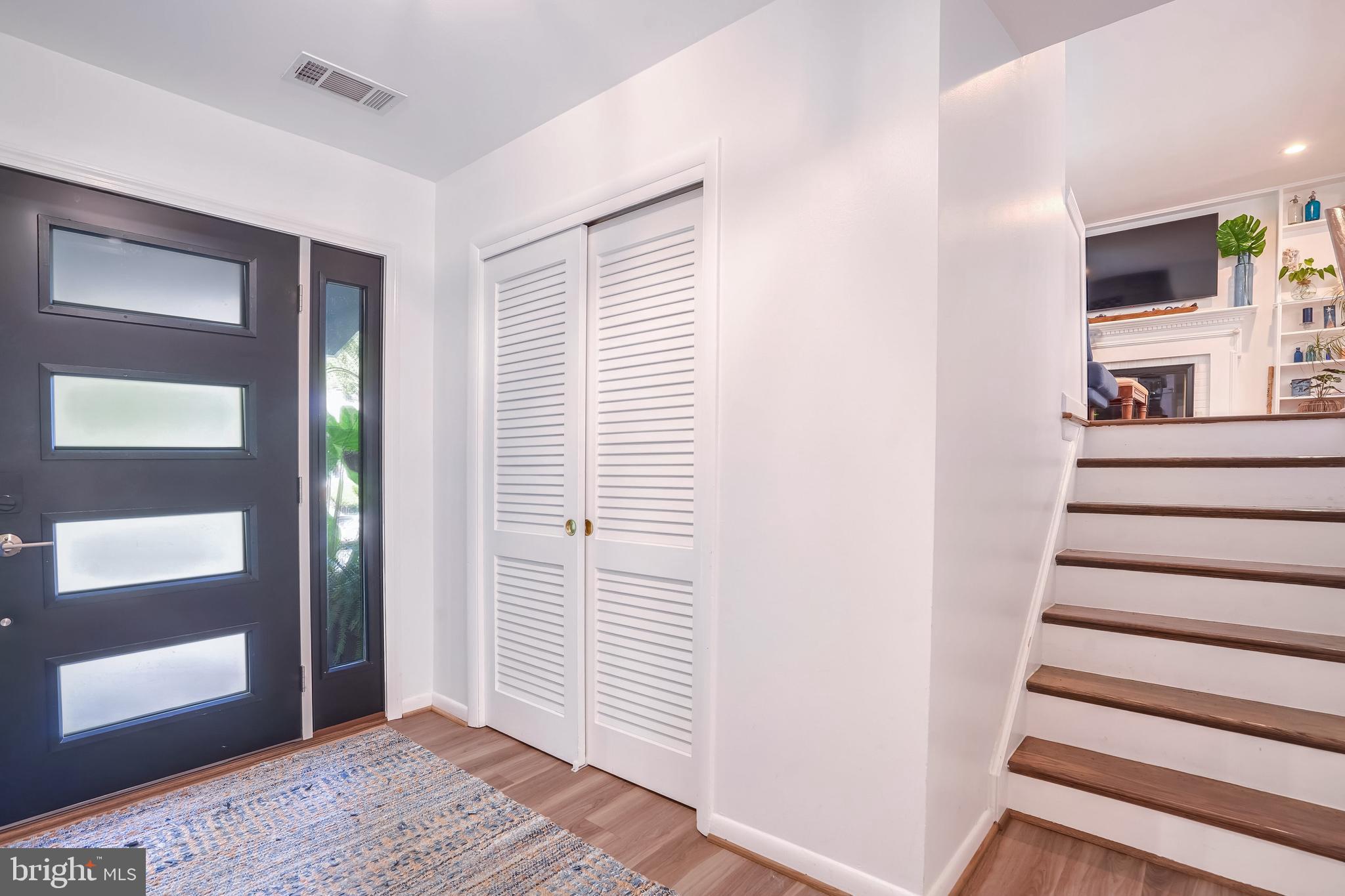 MAYWOOD - Residential