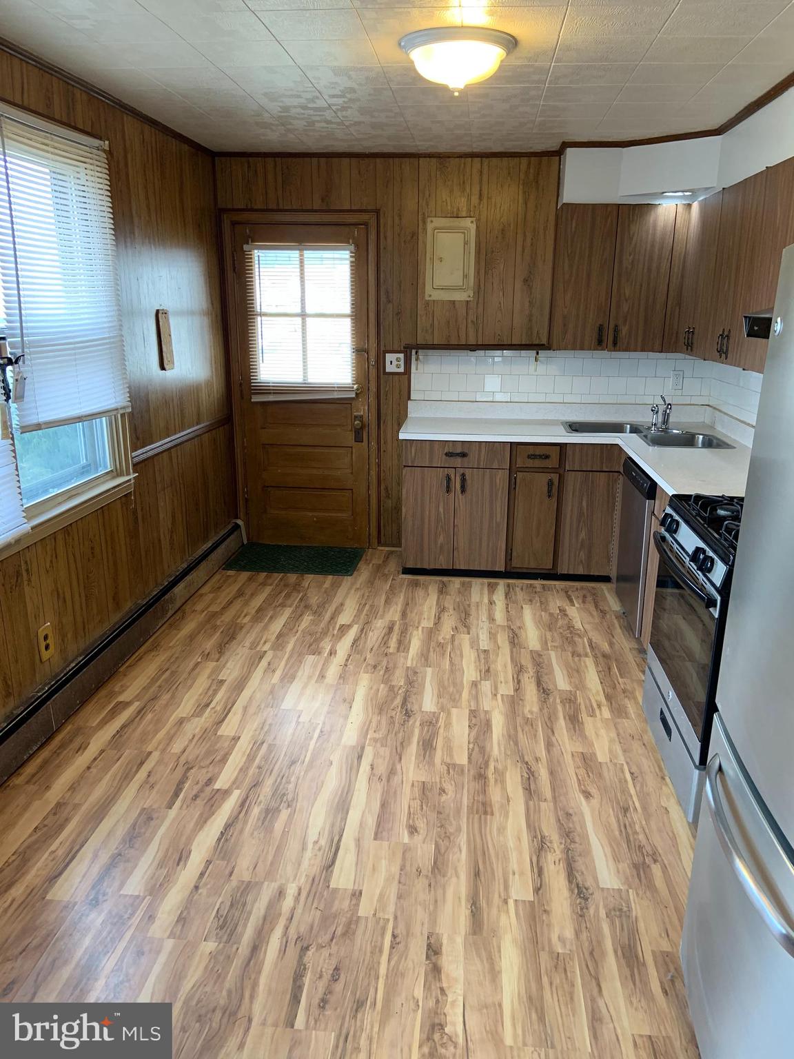 MARLYN MANOR - Residential