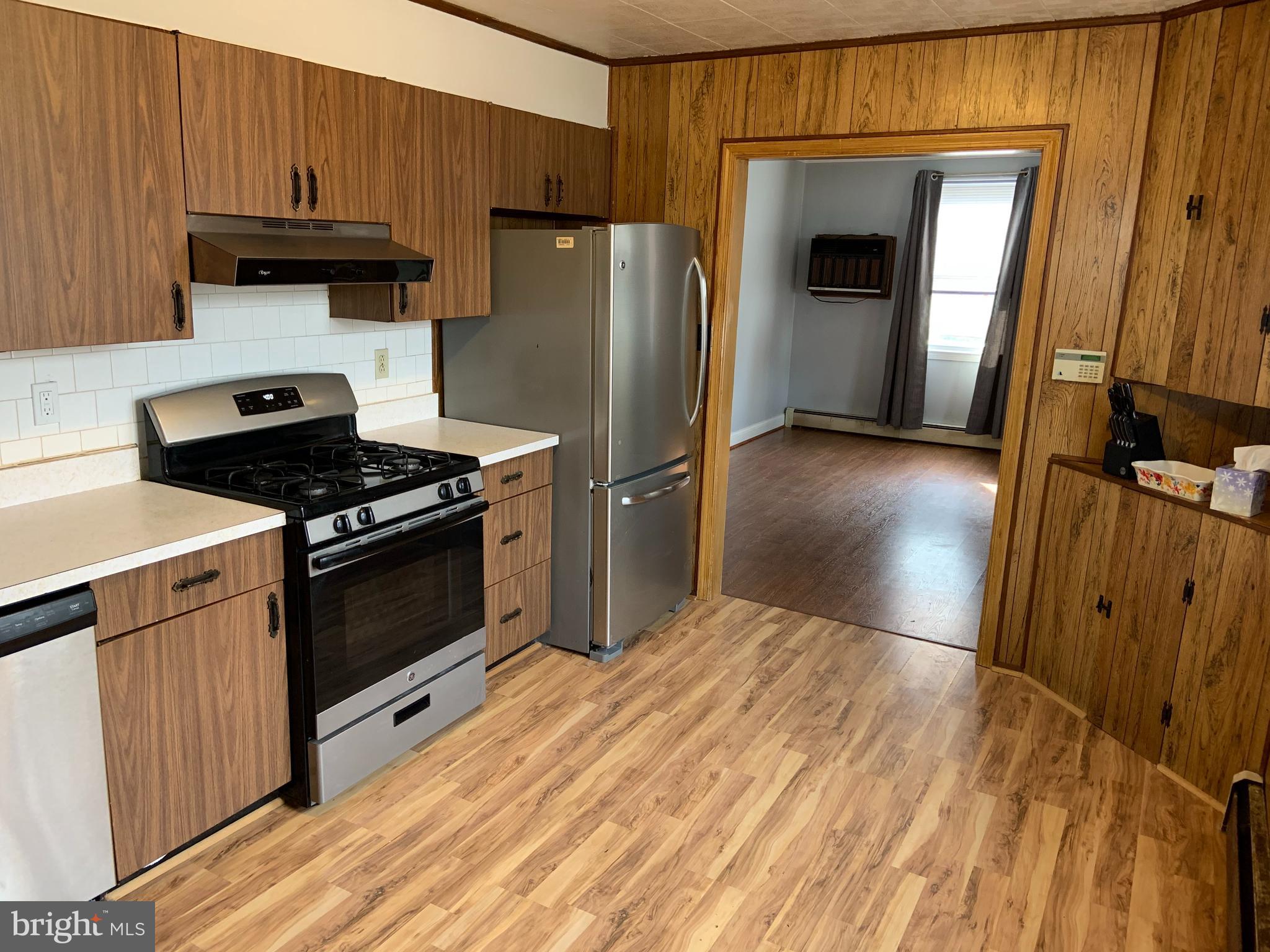 MARLYN MANOR - Residential