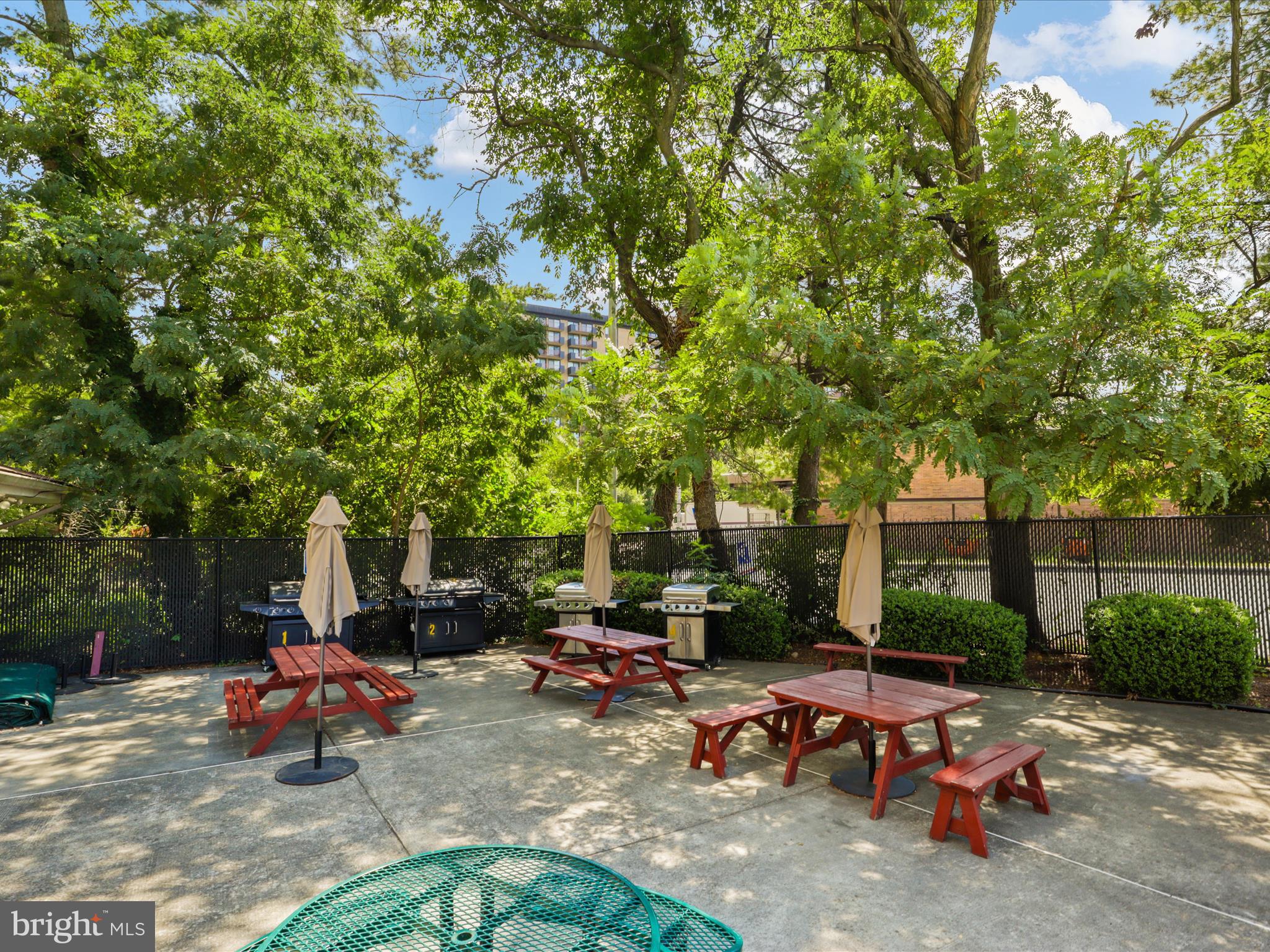 THE FOUNTAINS - Residential