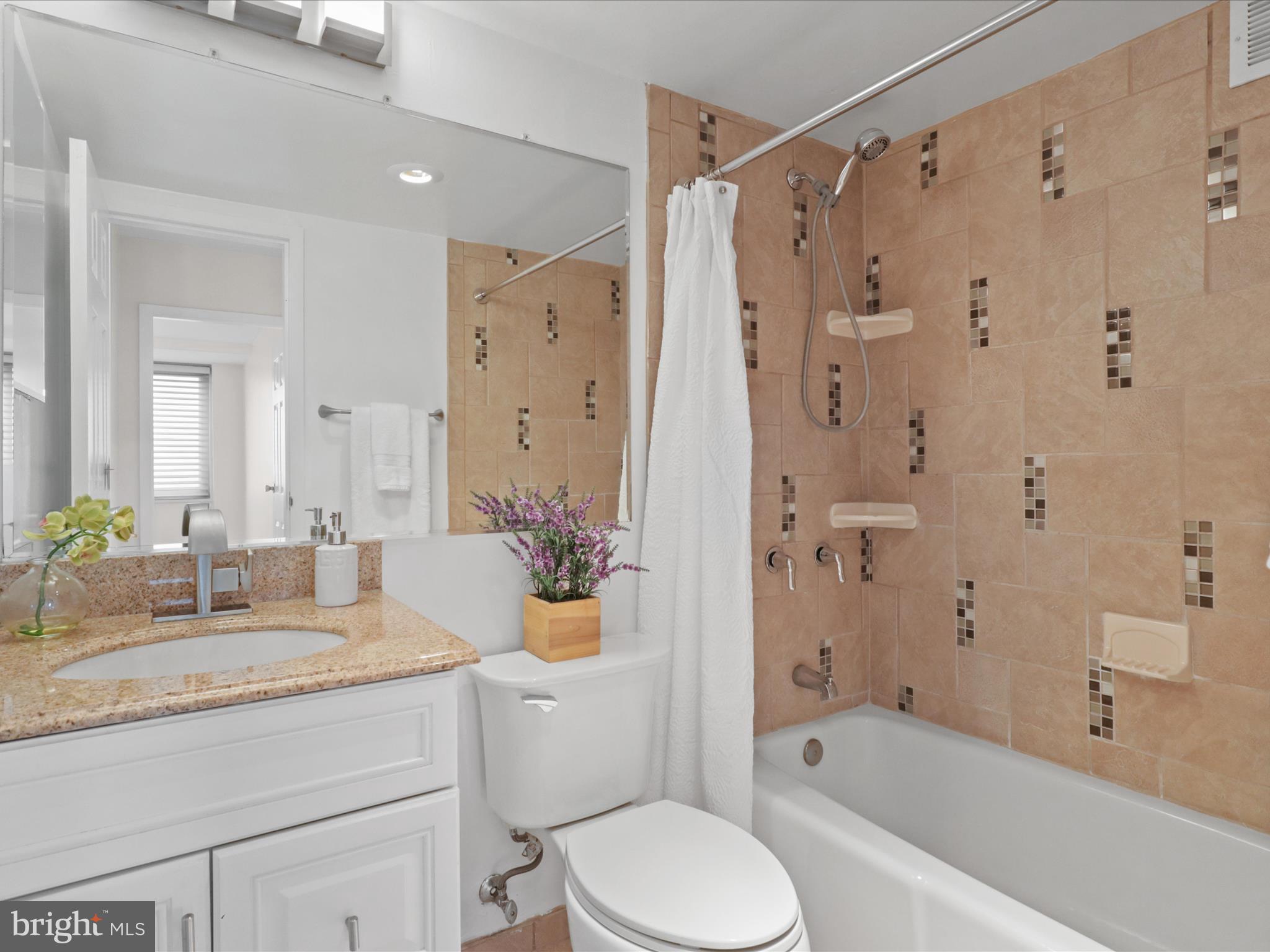 THE FOUNTAINS - Residential